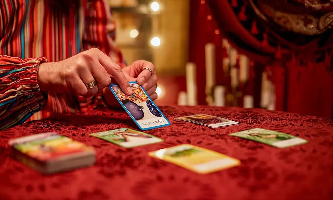 Psychic-rading-tarot-cards-1.jpg