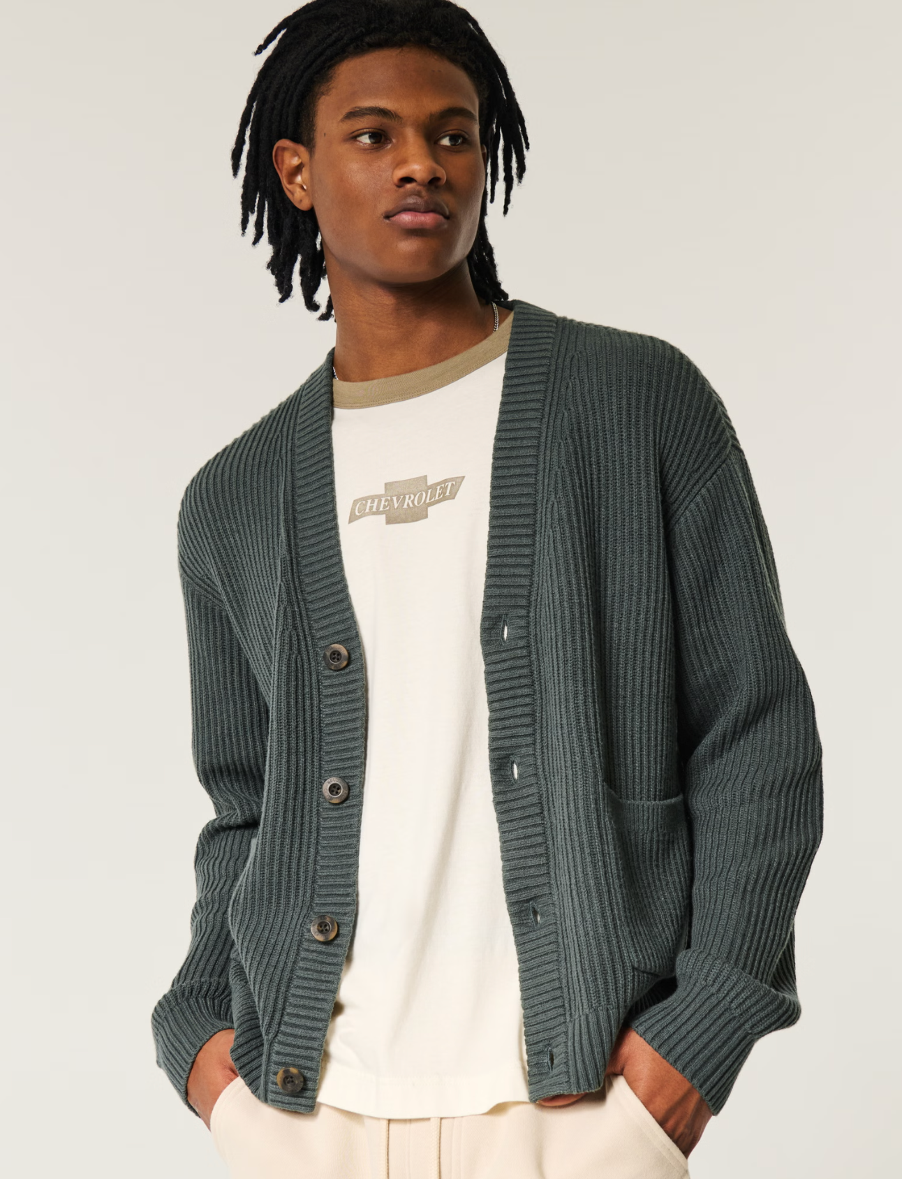 GREEN CARDI.png