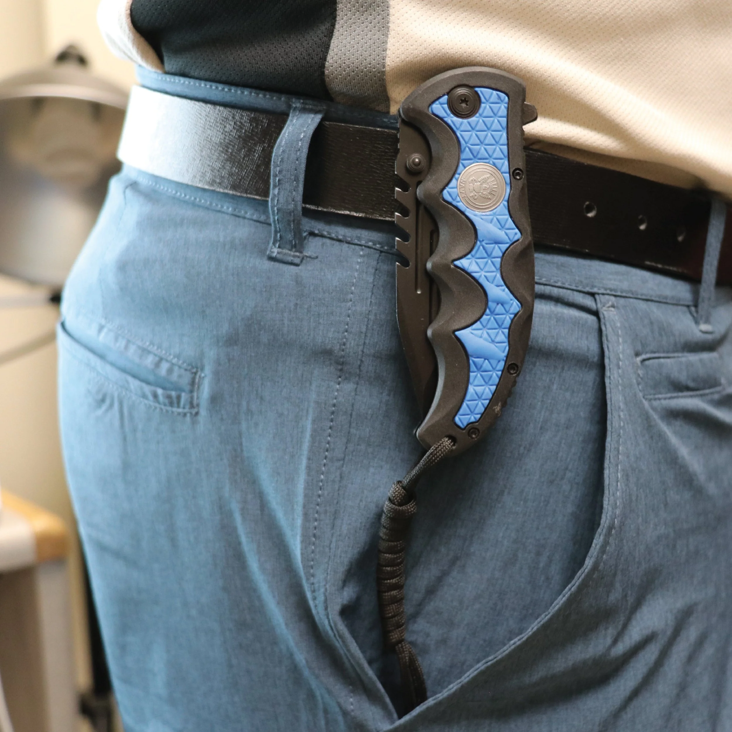 EF03NVBELT_fbe18171-45b7-453d-96eb-8c5292641c81.jpg