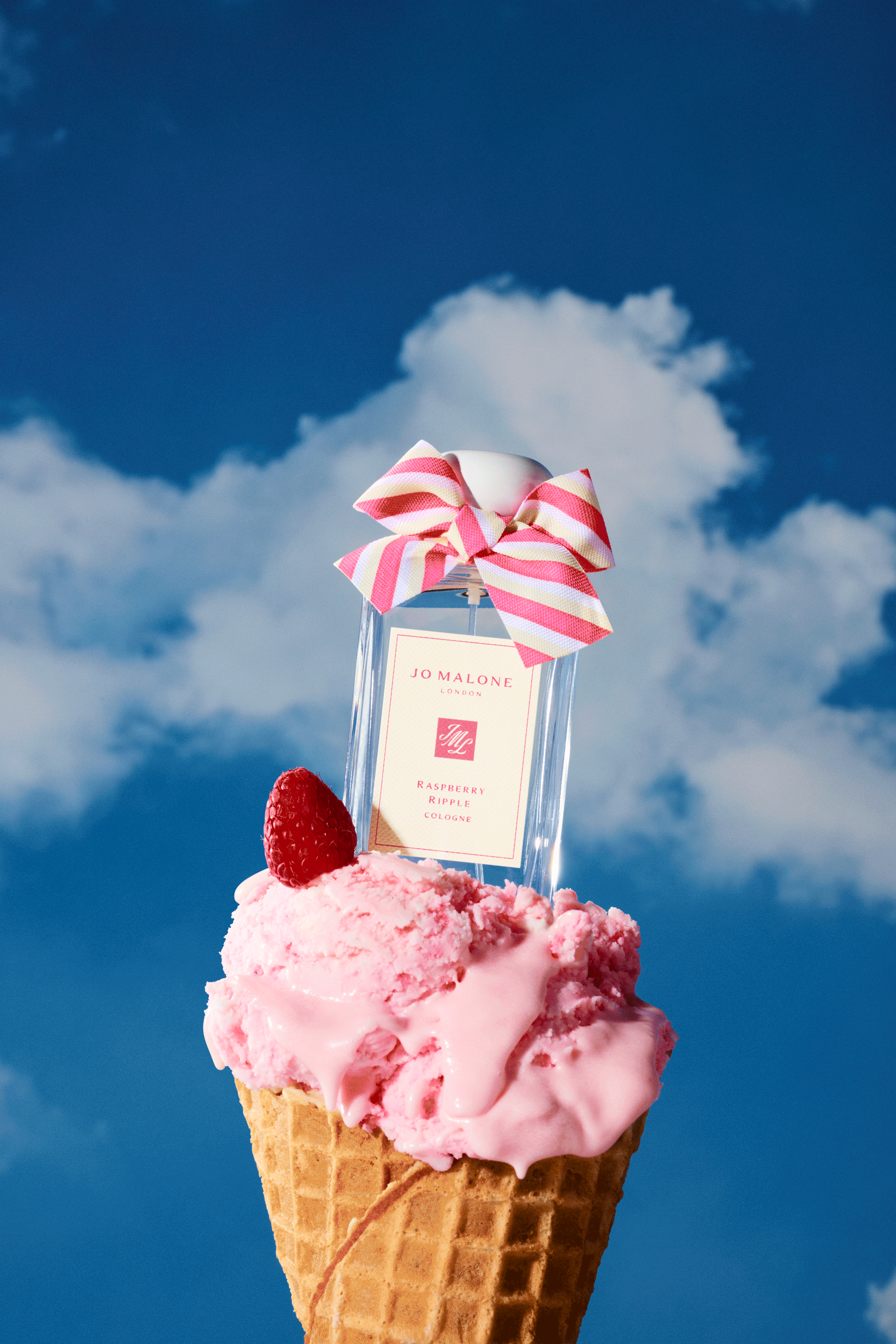 FY25_JML_RaspberryRipple_Social_Conetrick_SELECTS_GIF#2_R2_Simplified.gif
