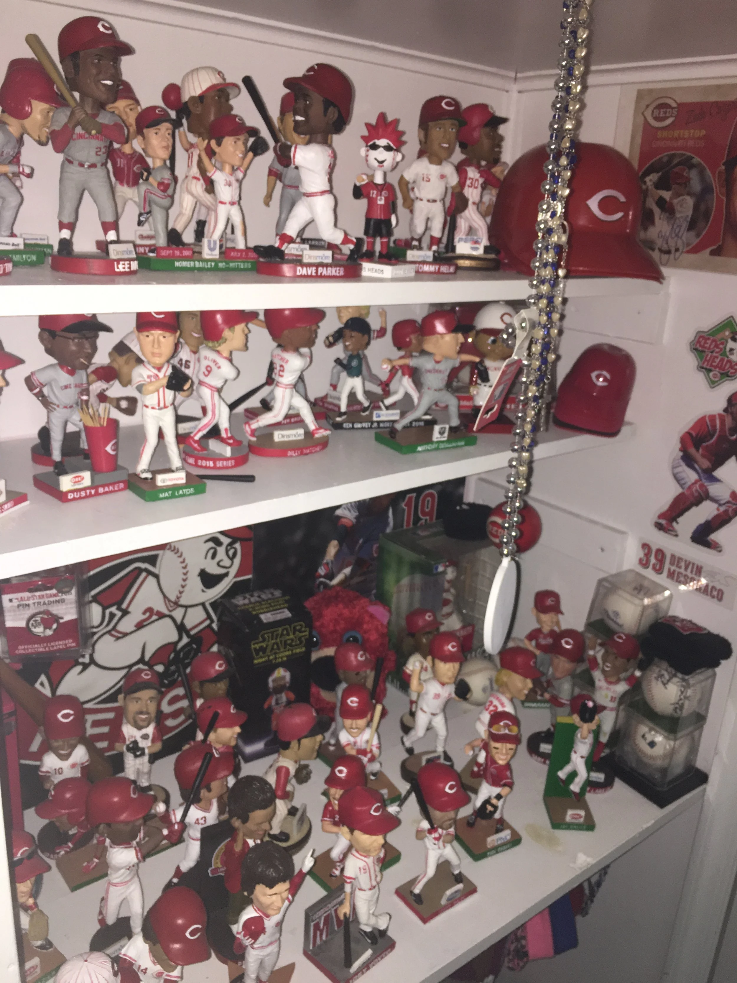 redsbobbleheads.JPG