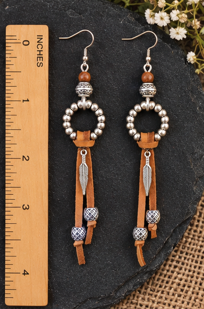 leather_ring_earrings_ruler.png
