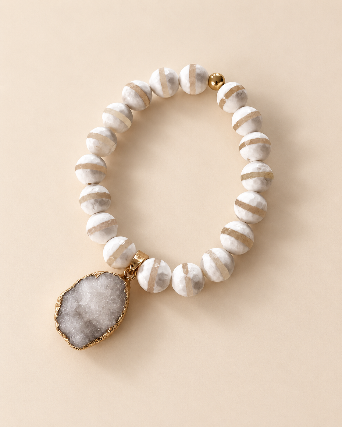 Tibetan Agate with Druzy agate pendant 3.png