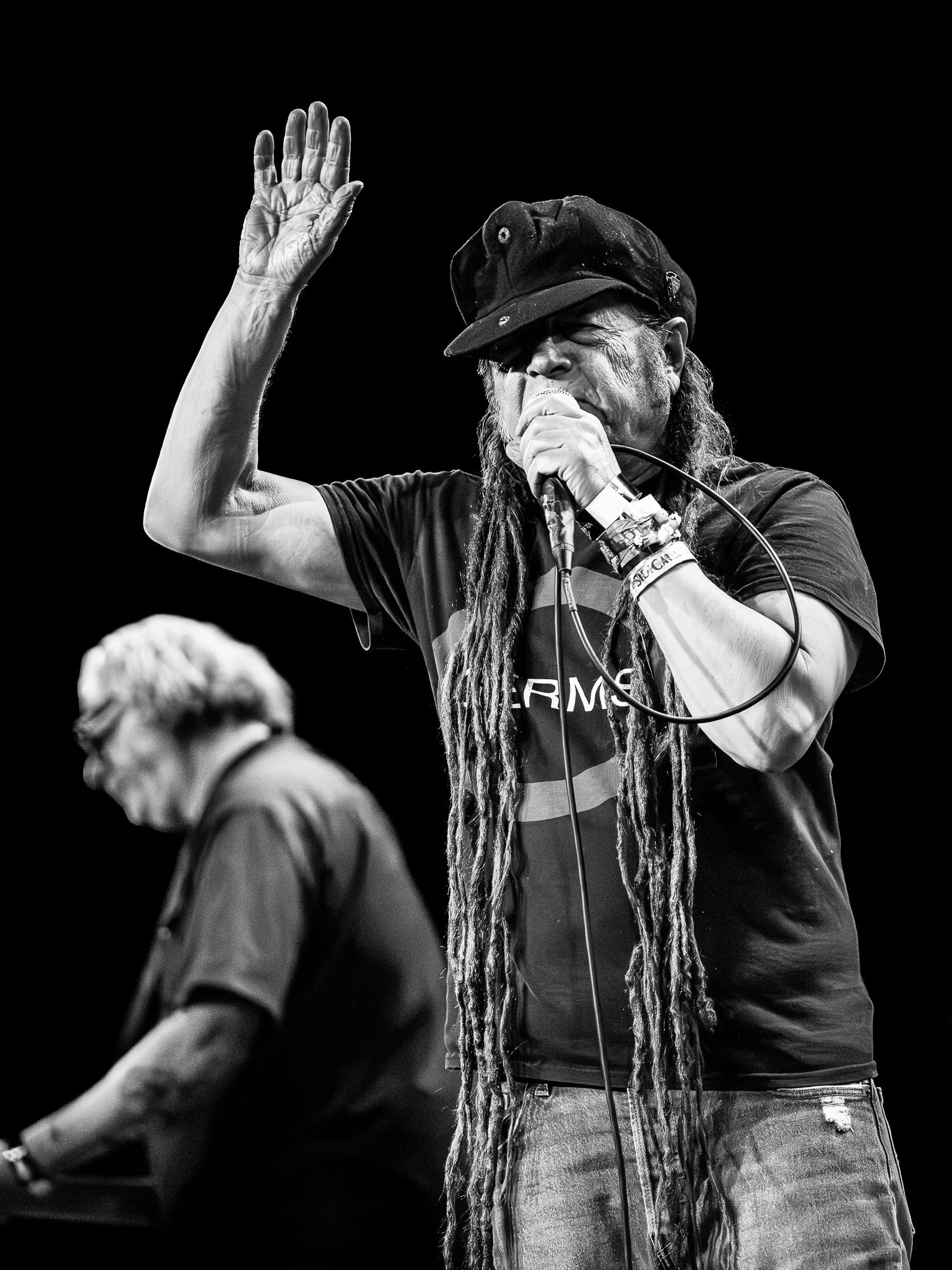 Circle-Jerks-07.jpg