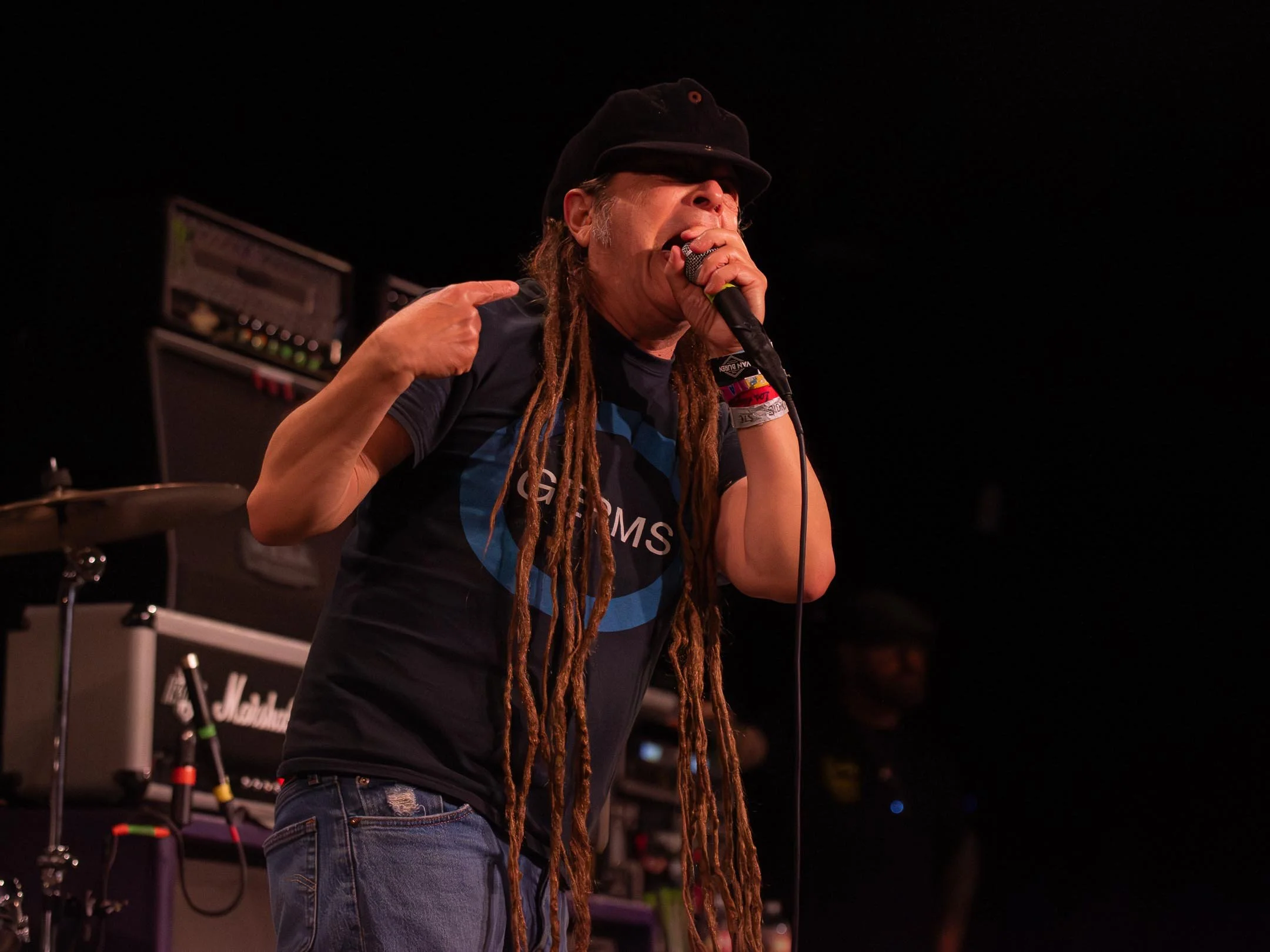 Circle-Jerks-04.jpg