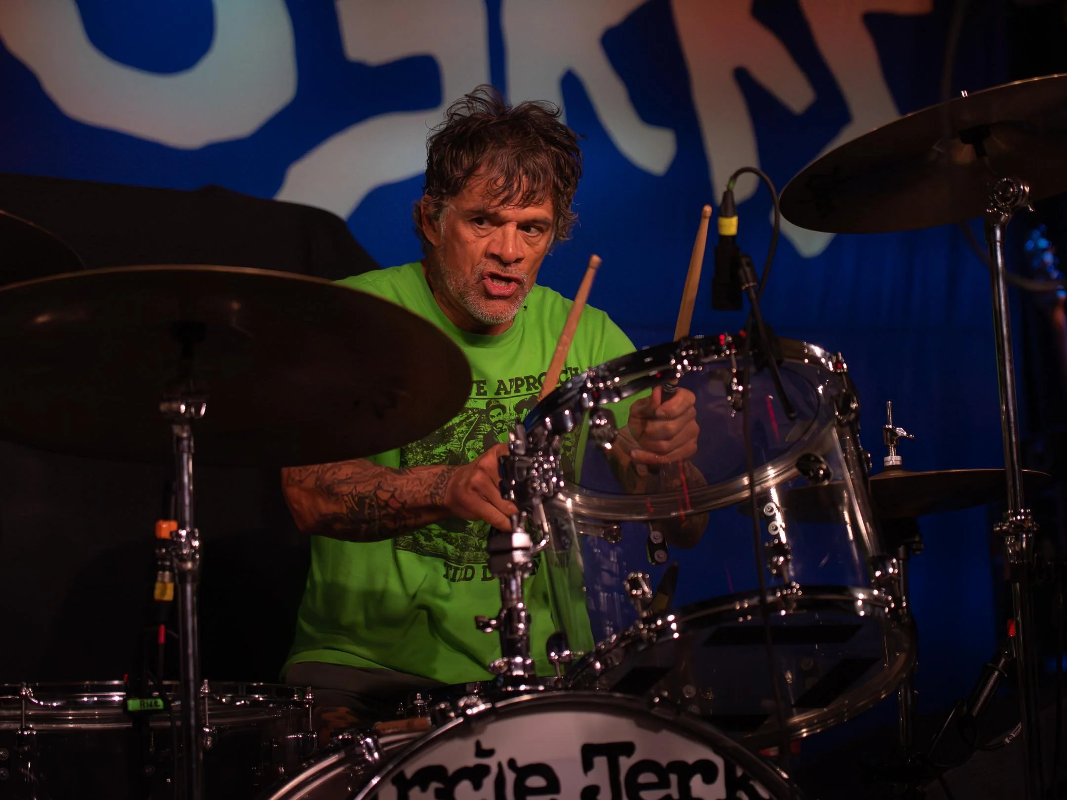 Circle-Jerks-06.jpg