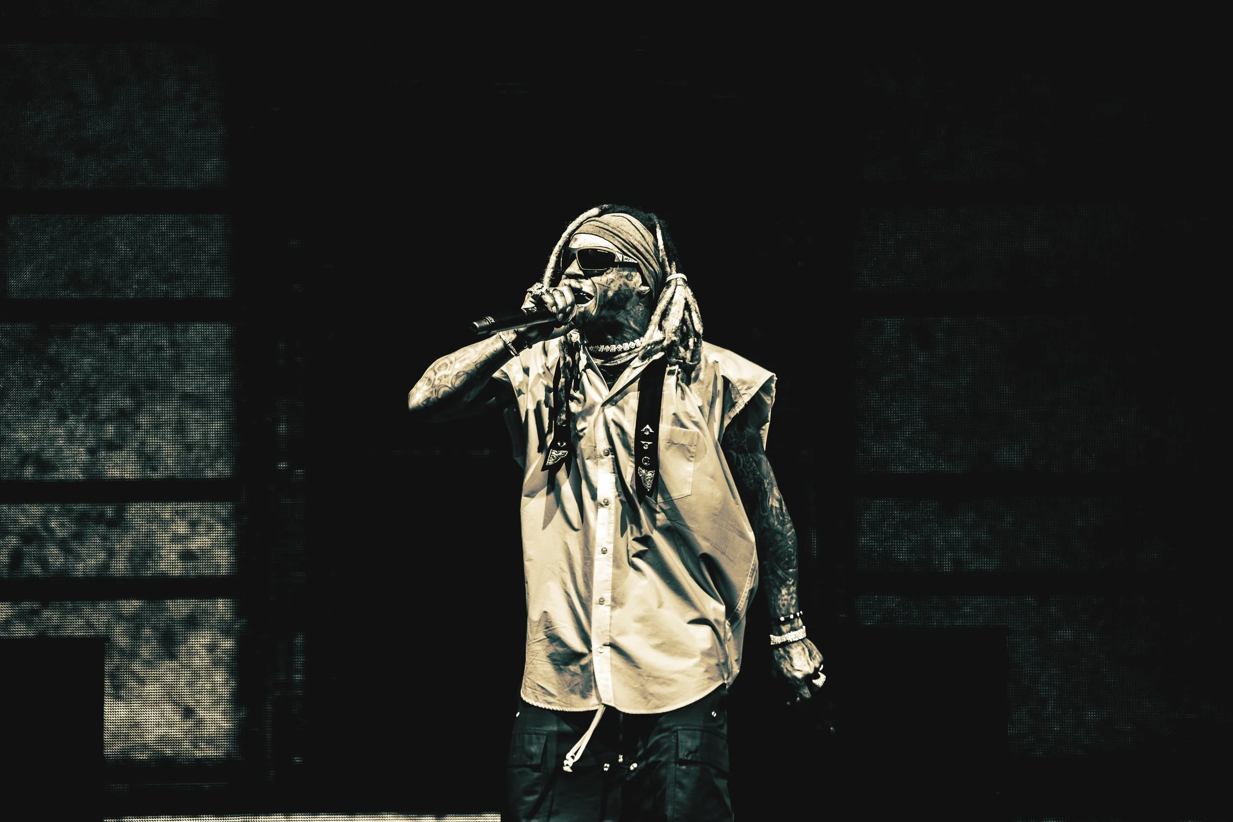 Lil-Wayne-Phoenix-AZ-8.29.25-by-Prince-garcia-Vatergalaxis-03.jpg
