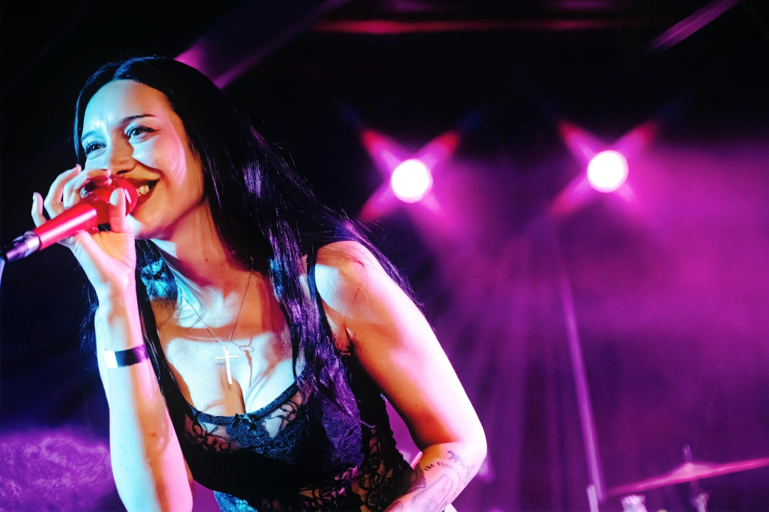 Live Shows: Julia Wolf | Phoenix, AZ