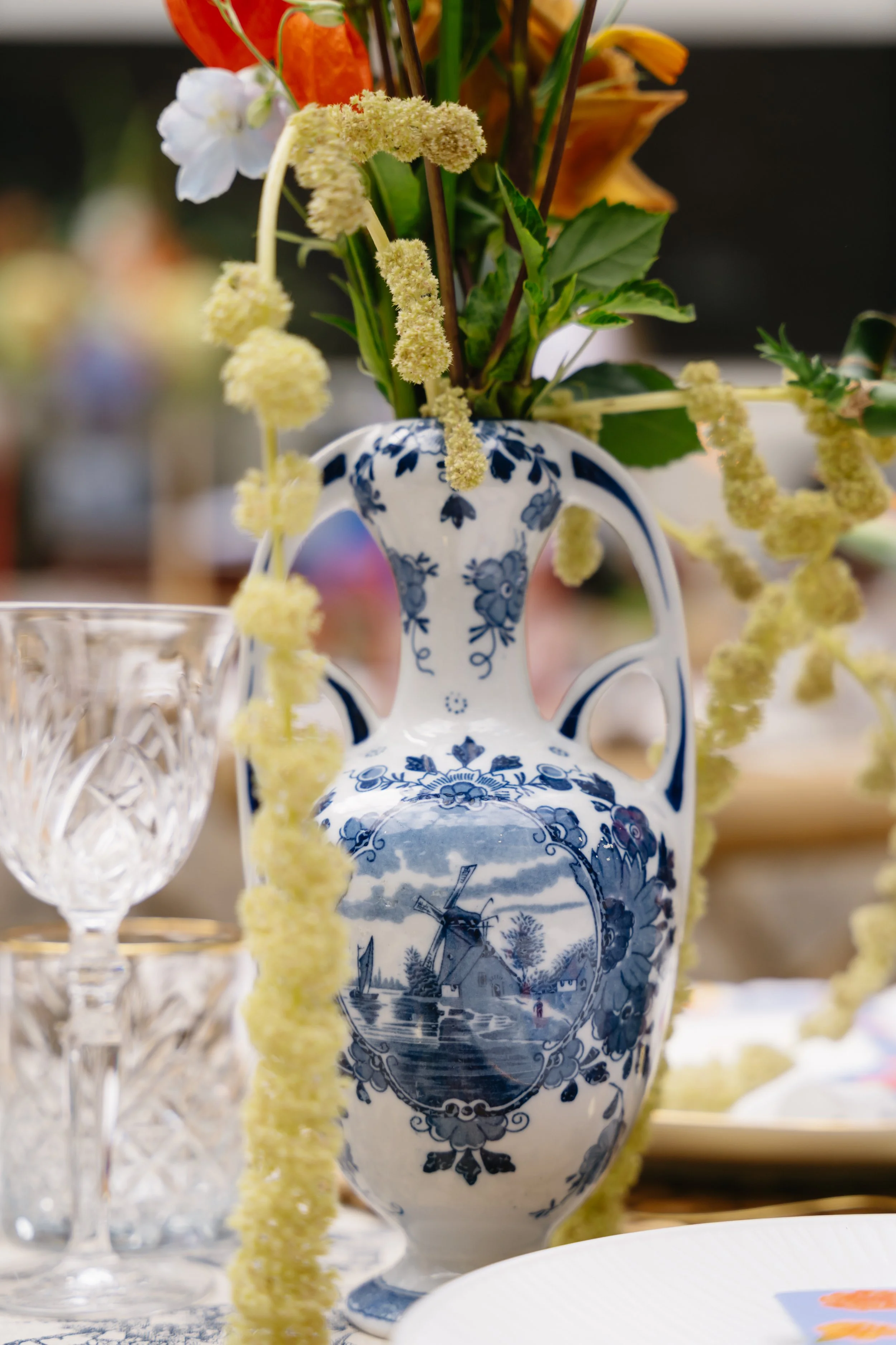 Van delf inspired vase