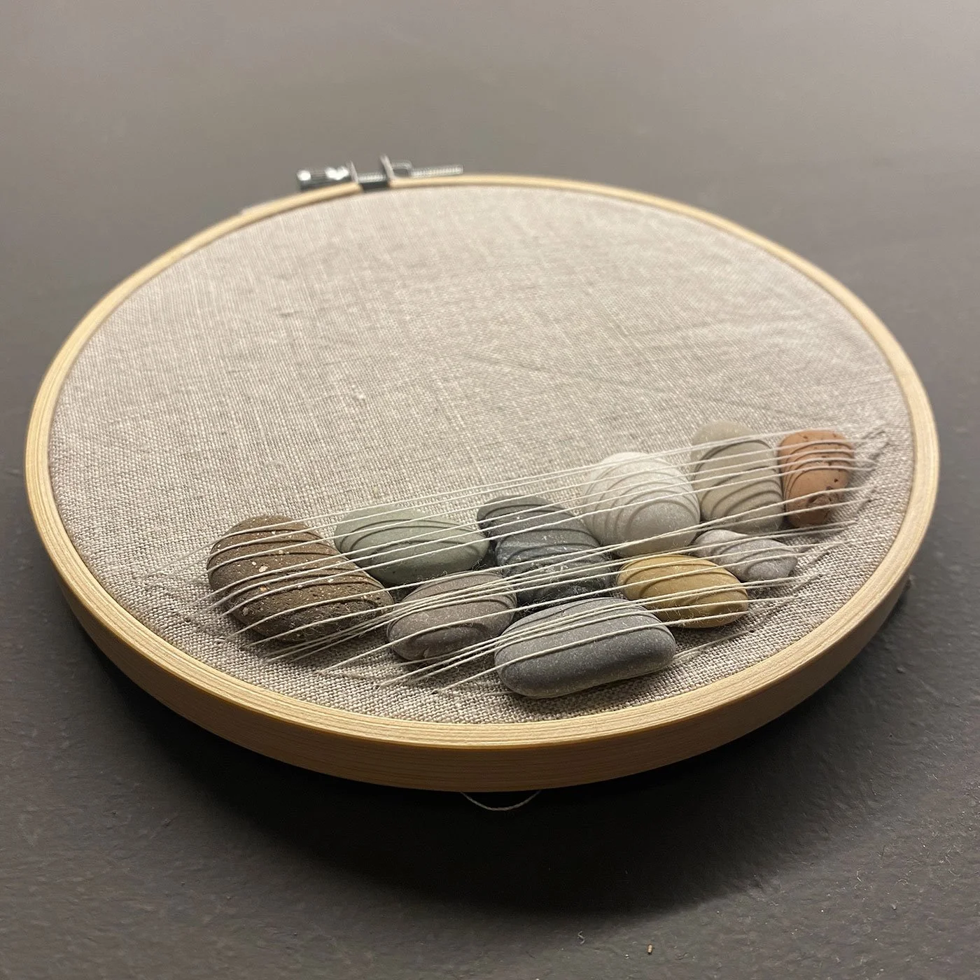 “Carry Me” Mixed media, 13 cm