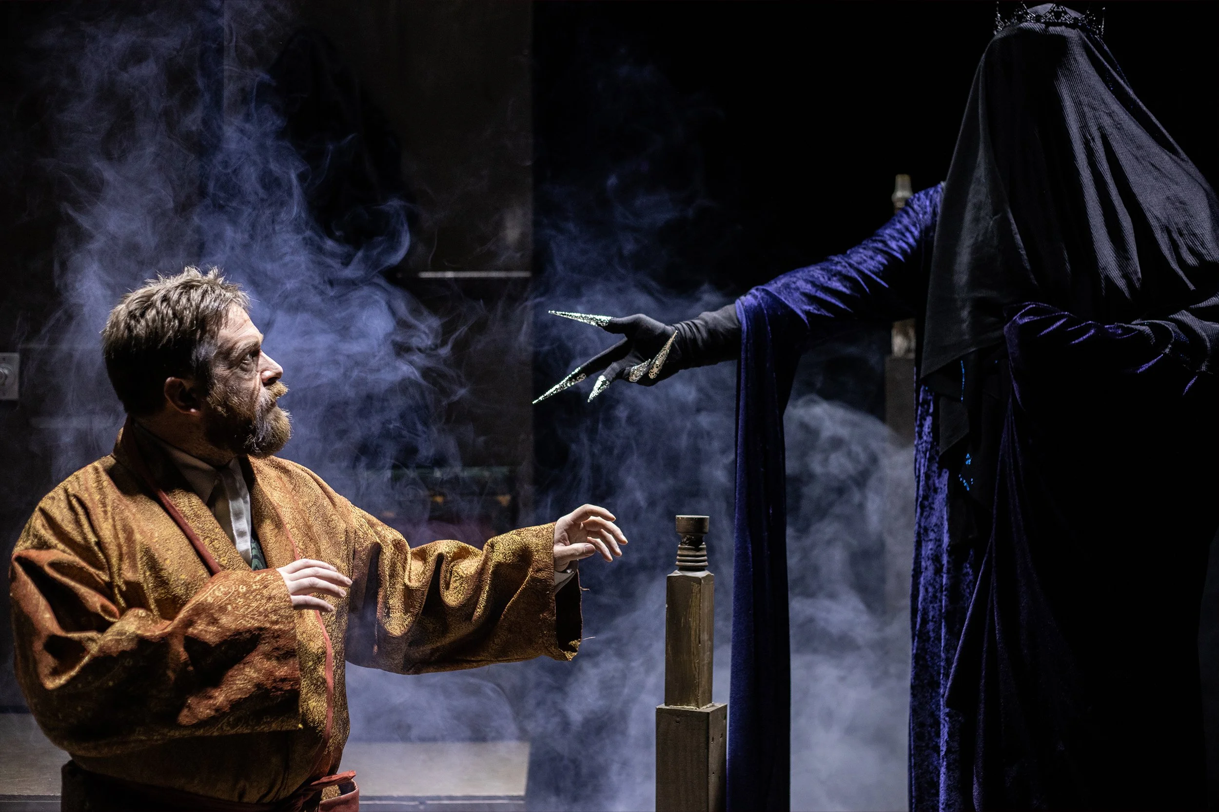 A CHRISTMAS CAROL