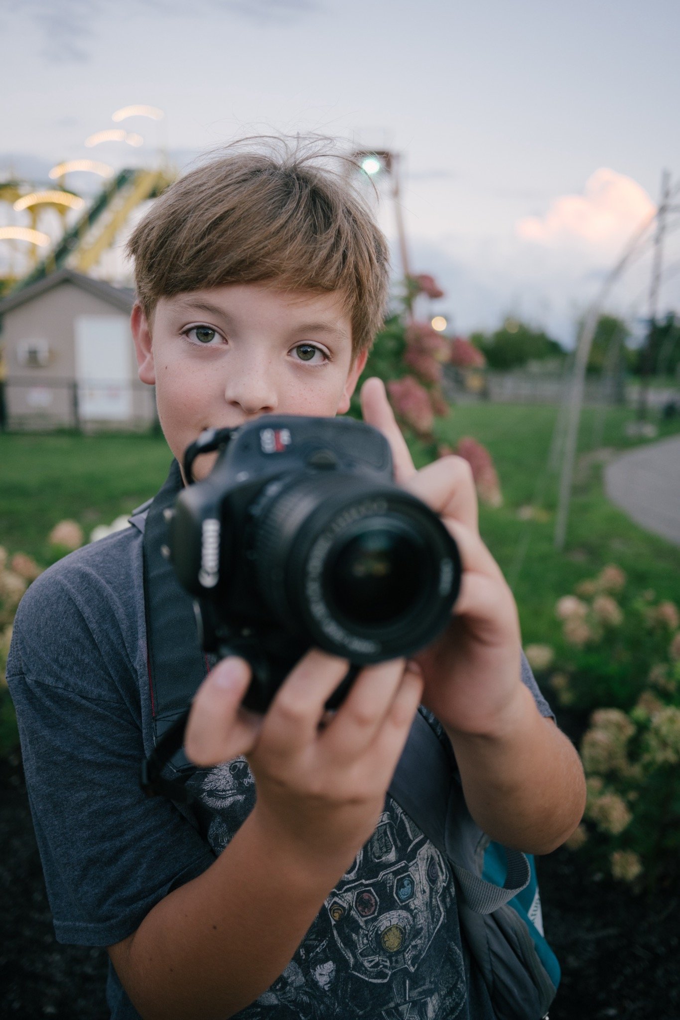 KIDS' PHOTOGRAPHY SERIES: LEARNING TO SEE