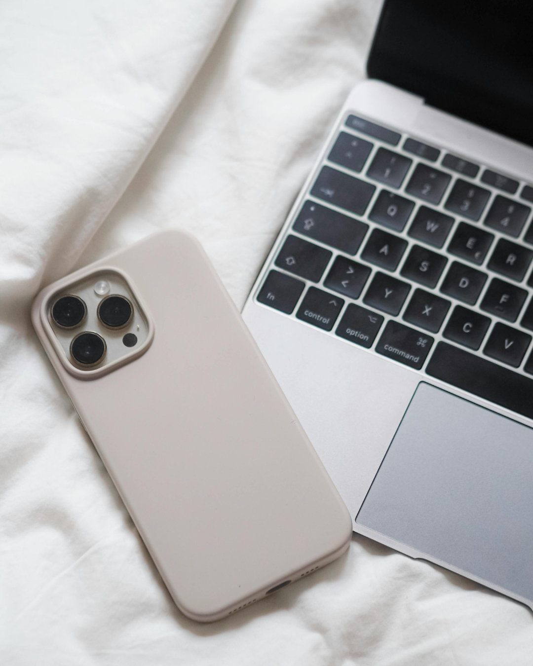 DIGITAL PHOTO ORGANIZATION FOR APPLE USERS