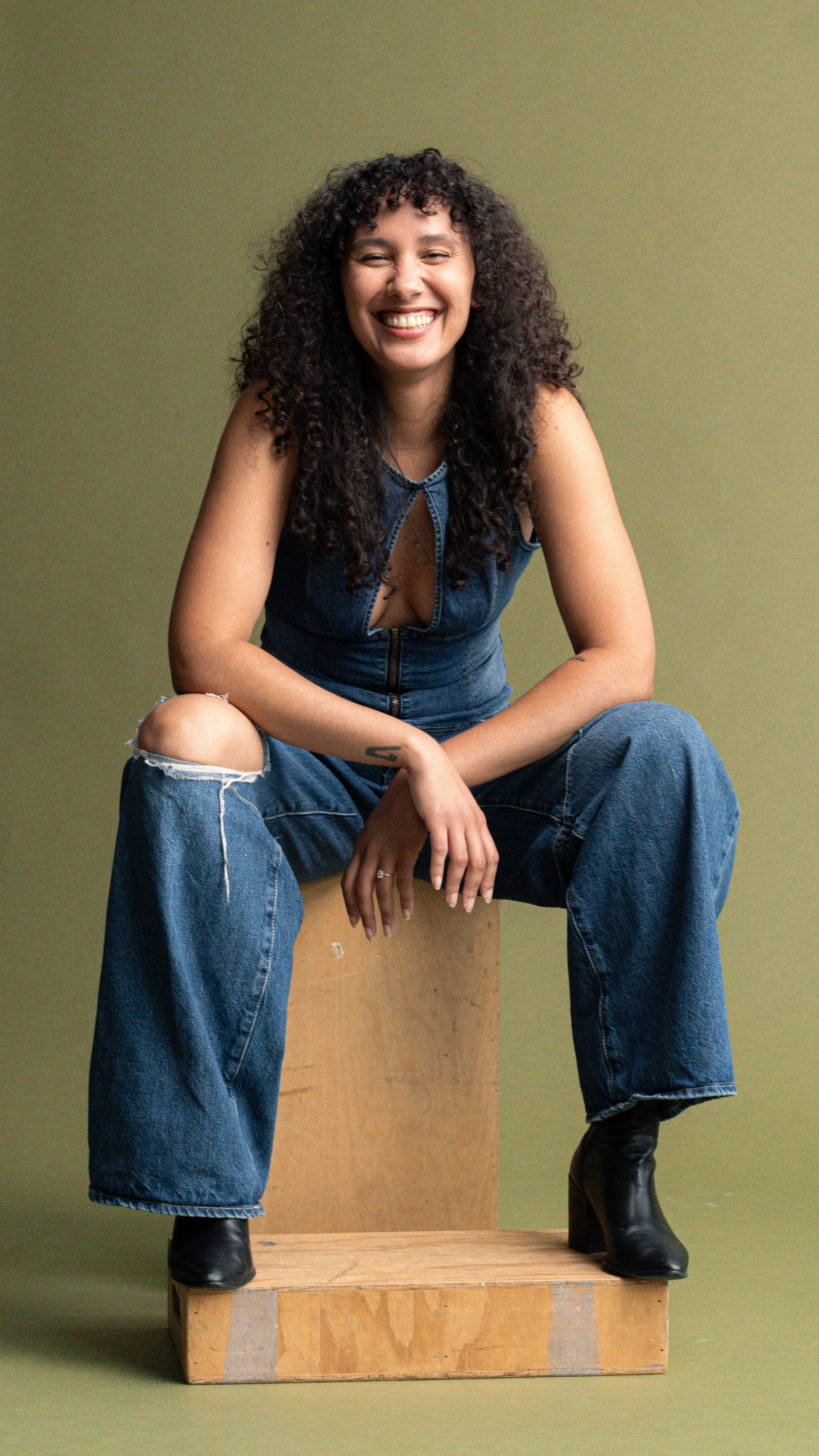 20260830_lena_denim_02.jpg