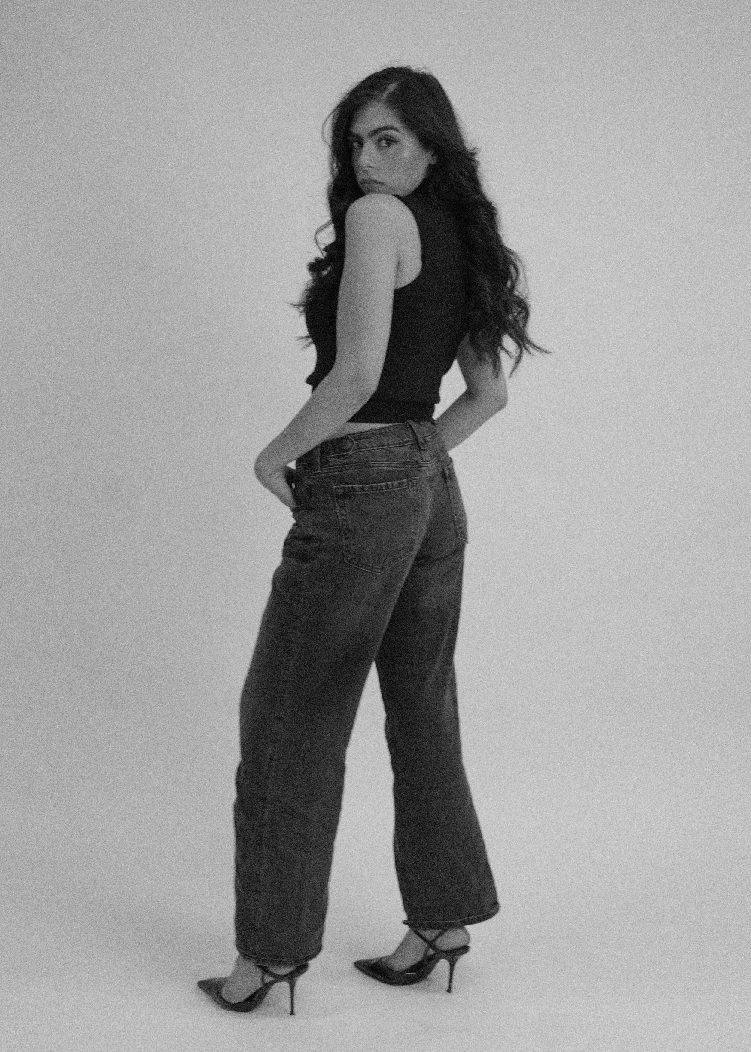 20221203_naty_BW_119.jpg