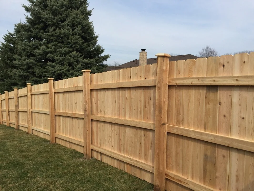 cedar-fence-privacy-dog-eared-straight-top-8_orig.jpg