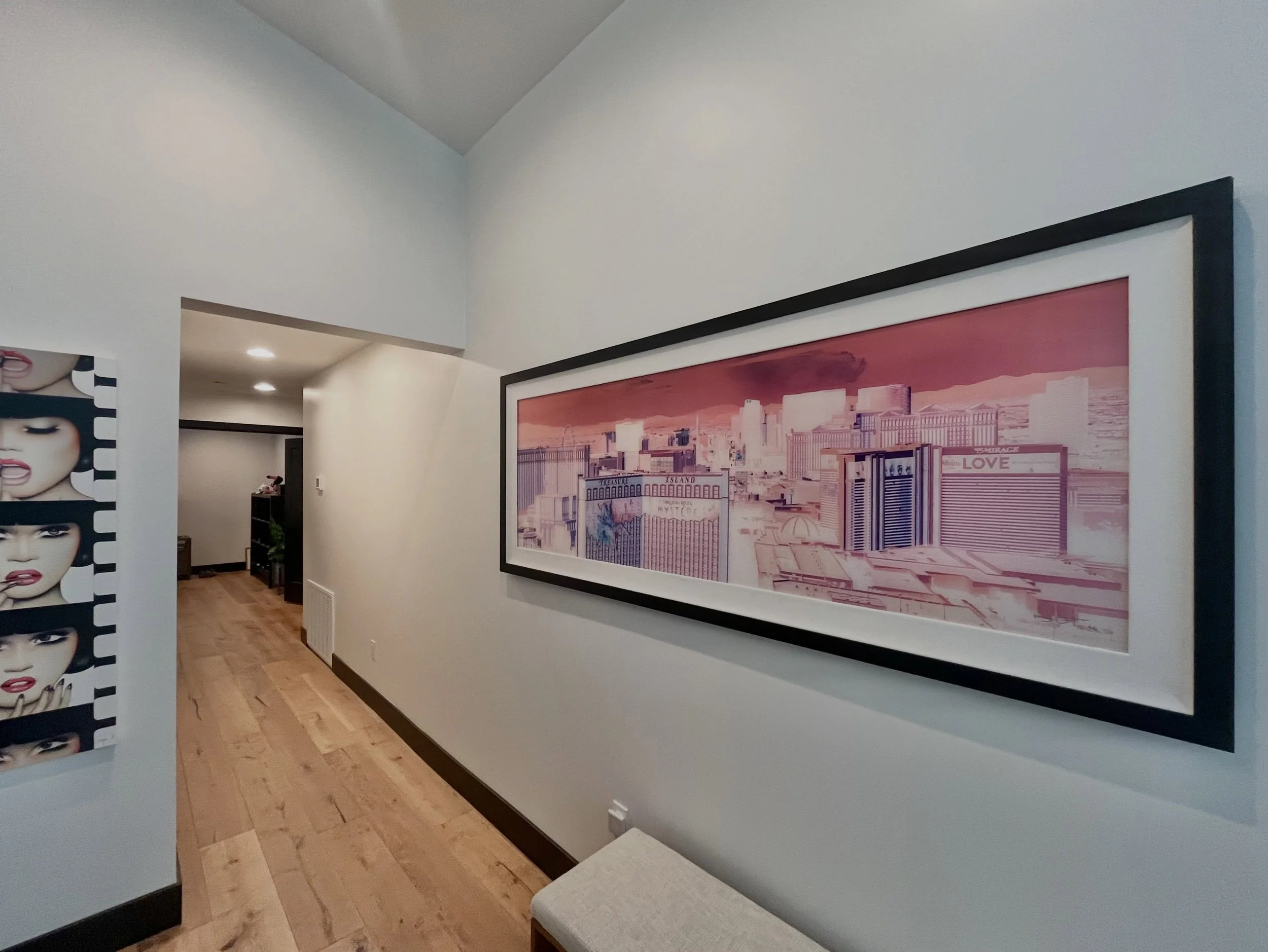 Home for the Fall-idays 🍁 A Beautiful Installation in Rancho Nevada Estates, Las Vegas 🙏🏼 Define Your Space. Live Inspired.
🎞️
&ldquo;Sunset Strip&rdquo; 72&rdquo; Print from FILM in a Custom Frame Presentation. Evening light paints the Las Vegas