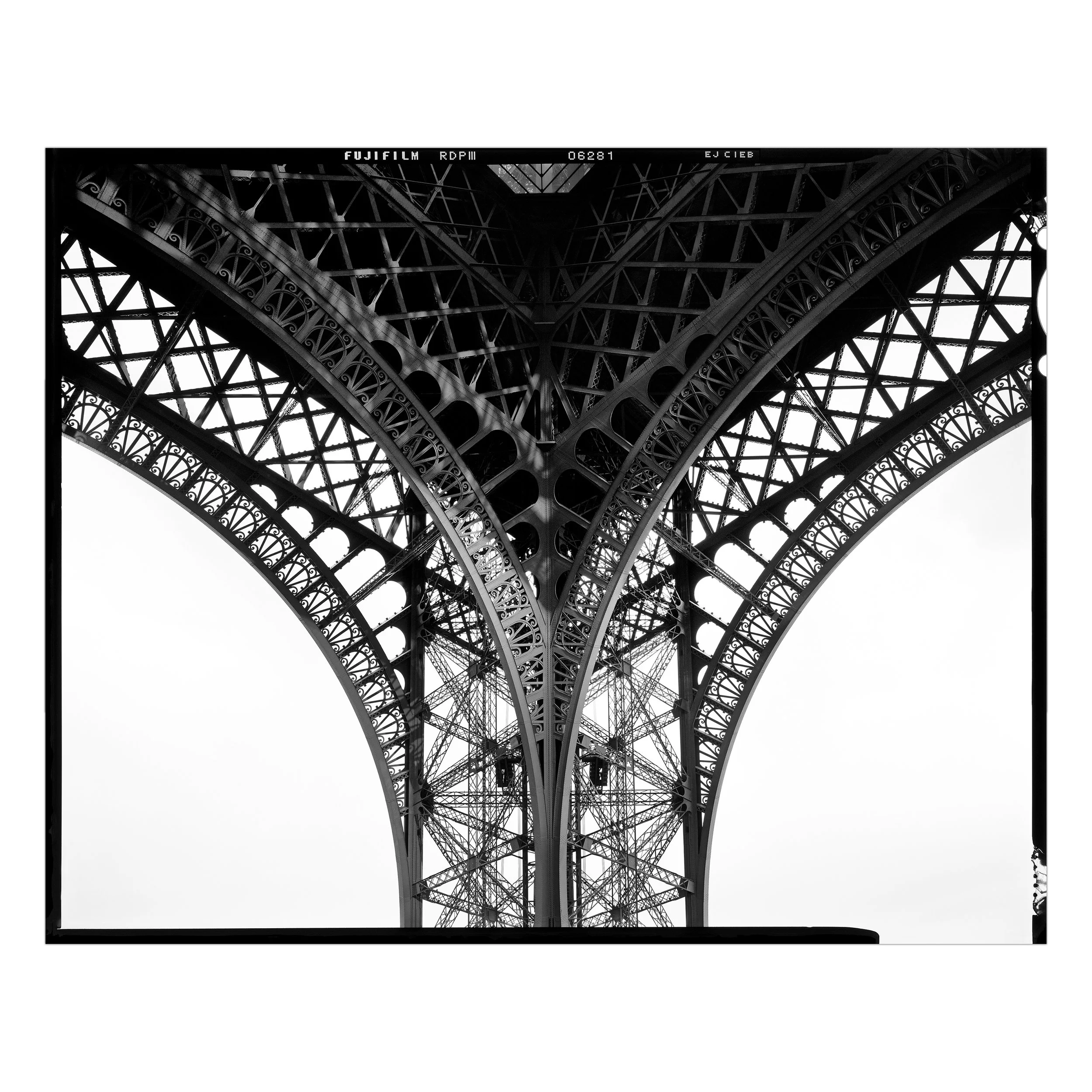 Boudoir (Eiffel Abstract)
