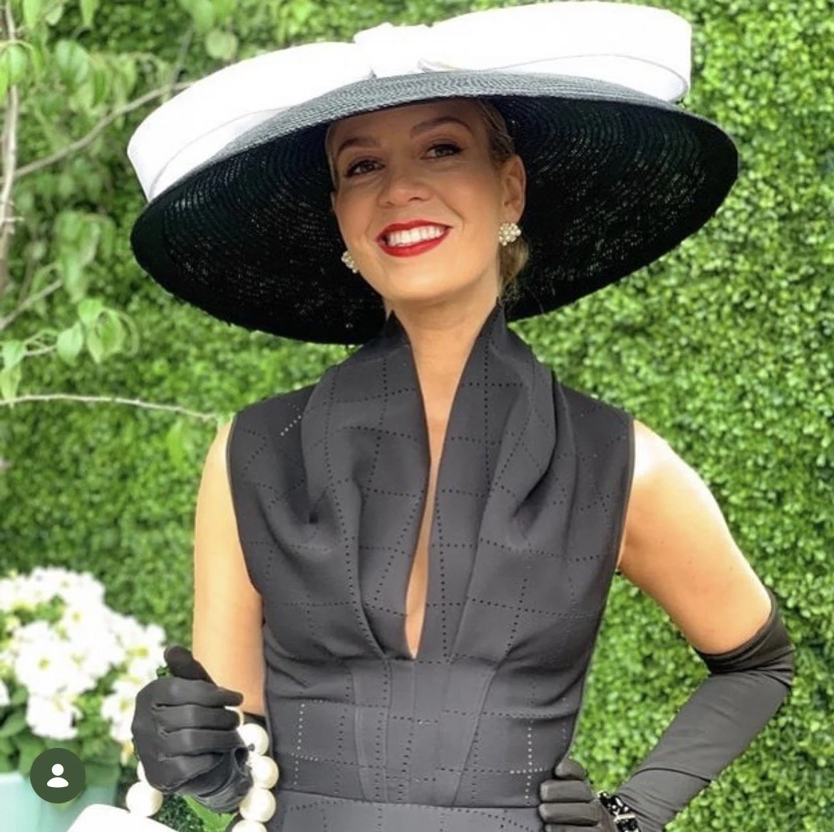 big-bow-picture-hat-black-white-derby-fotf.jpg