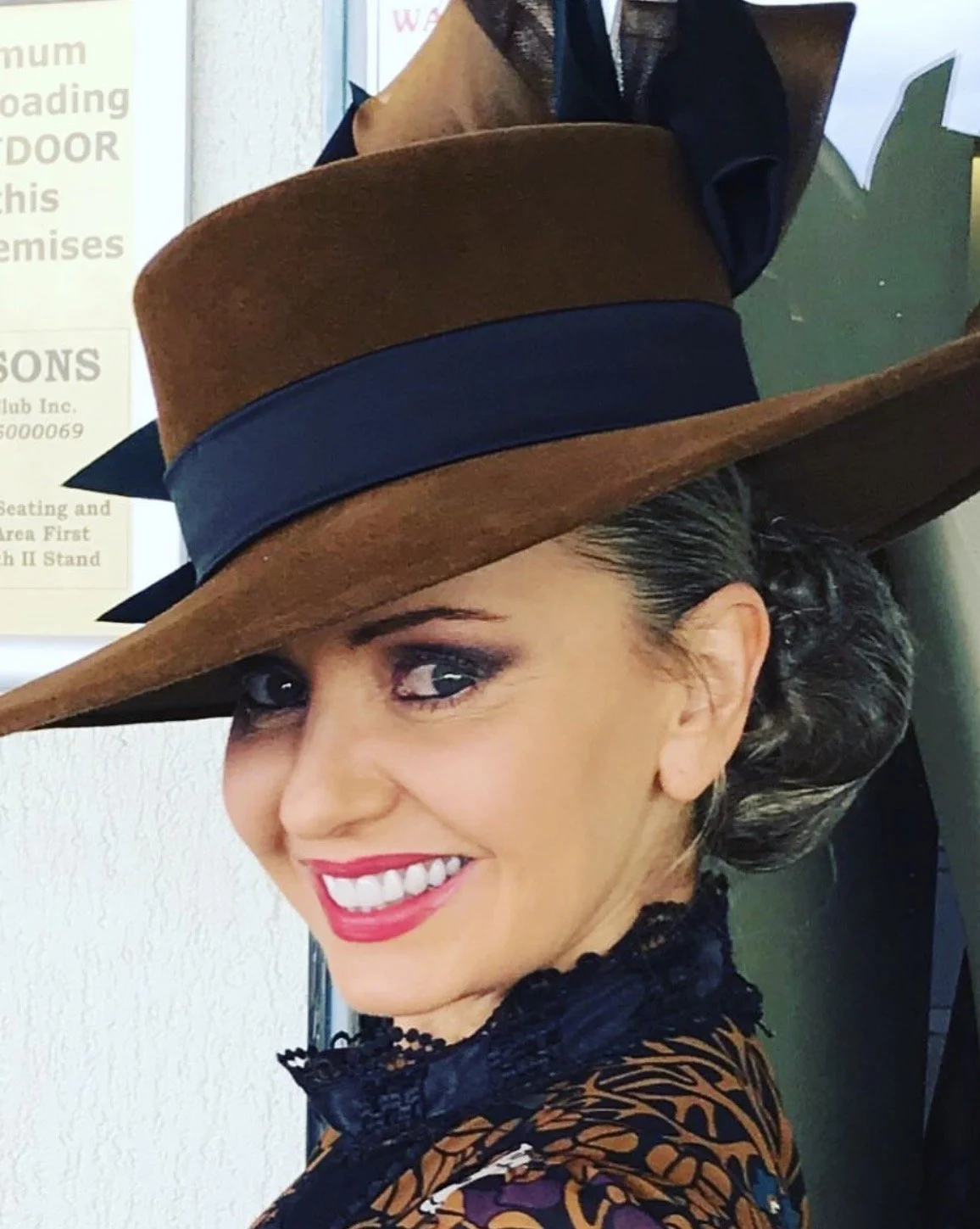 tan-felt-hat-bows-fotf.jpg