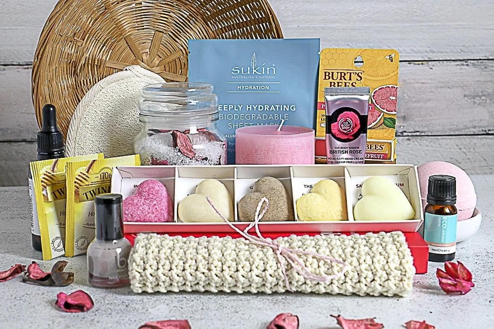 womens-spa-gift-hamper-3.jpg