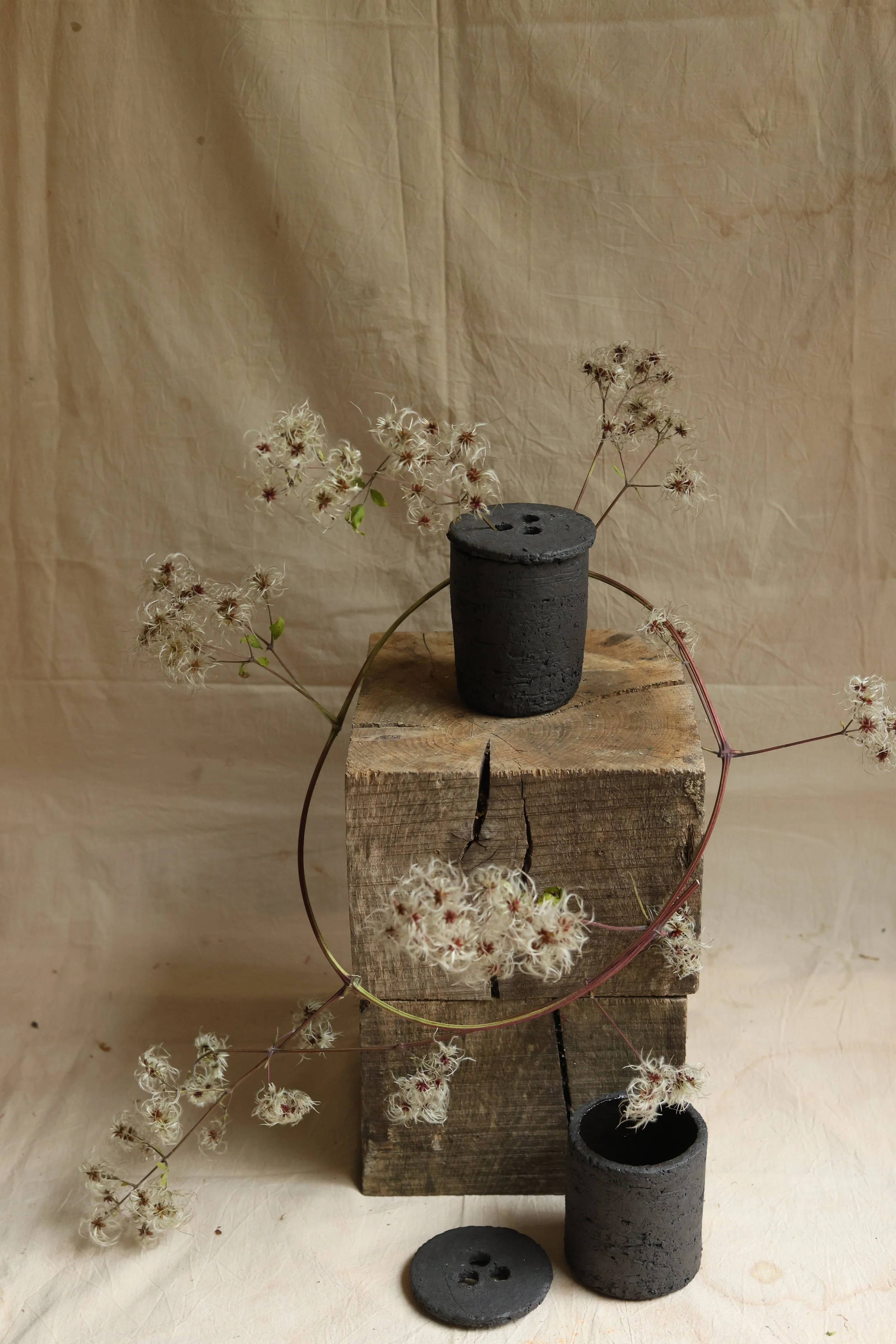 Black flower jar I