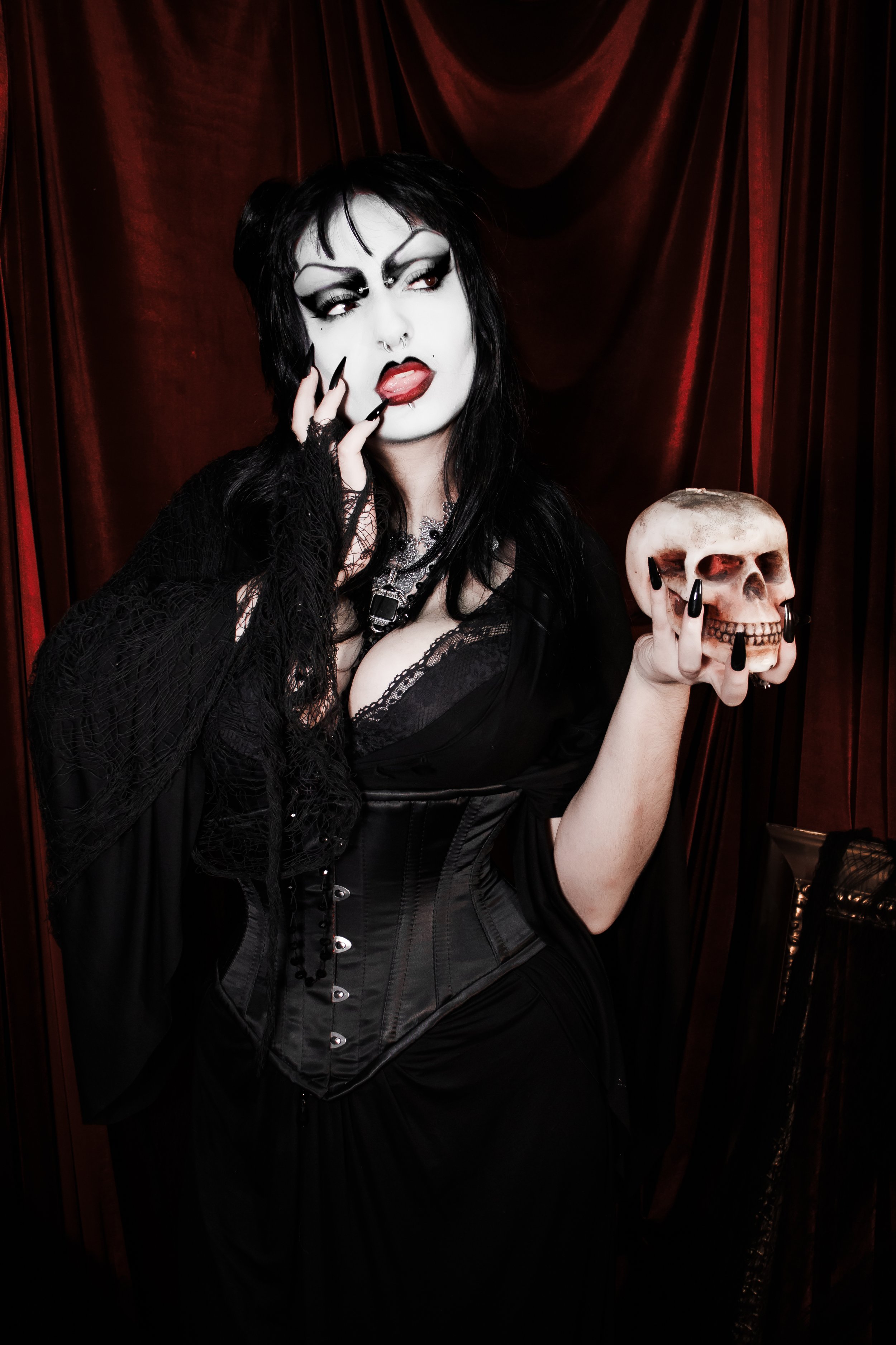 goth1-25.jpg