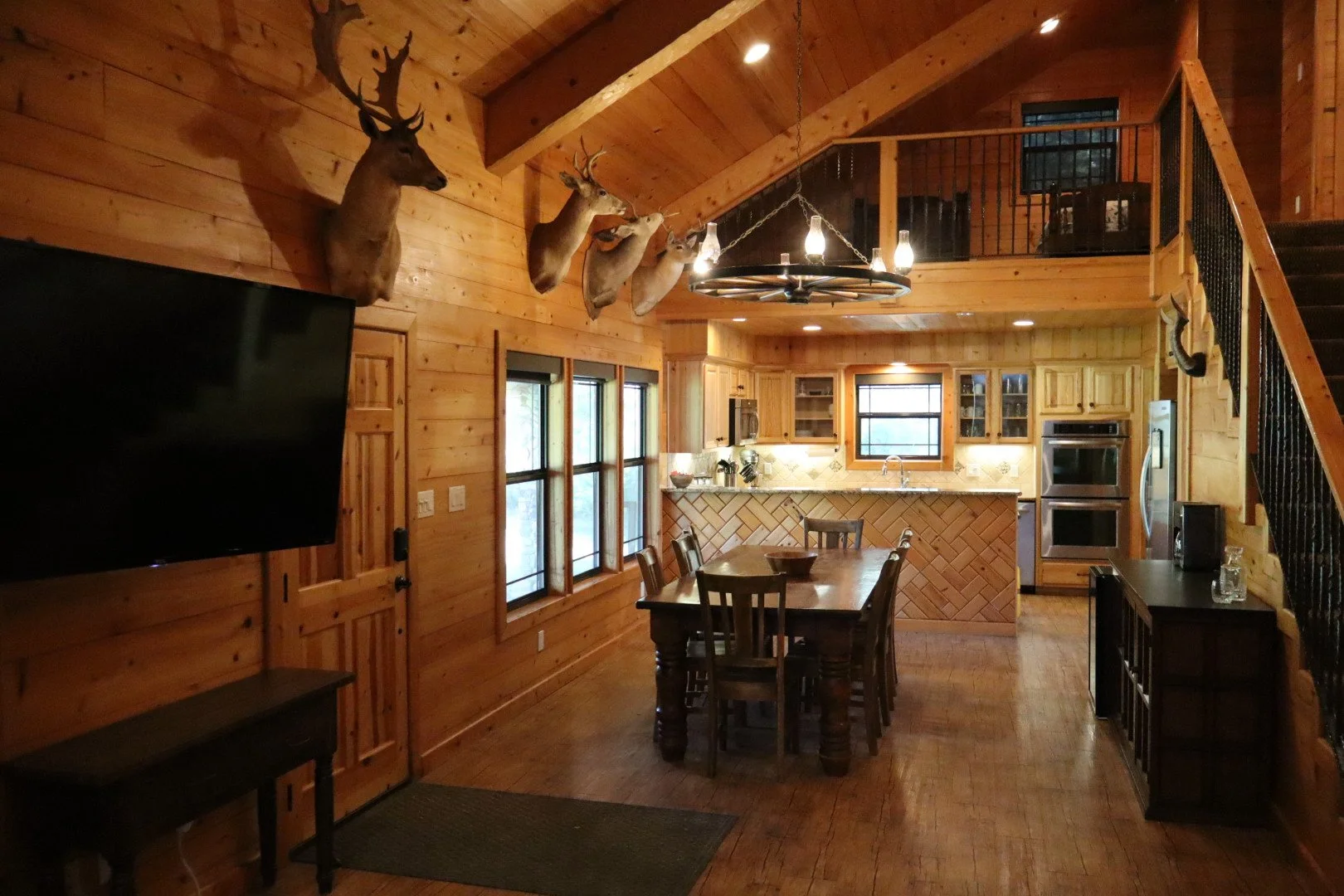 The Lodge Dining & Kitchen Area
