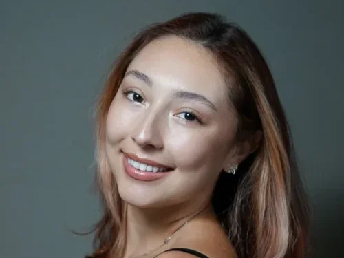Luciana+headshot.webp