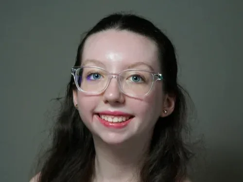 Teagan+Houlihan+headshot.webp
