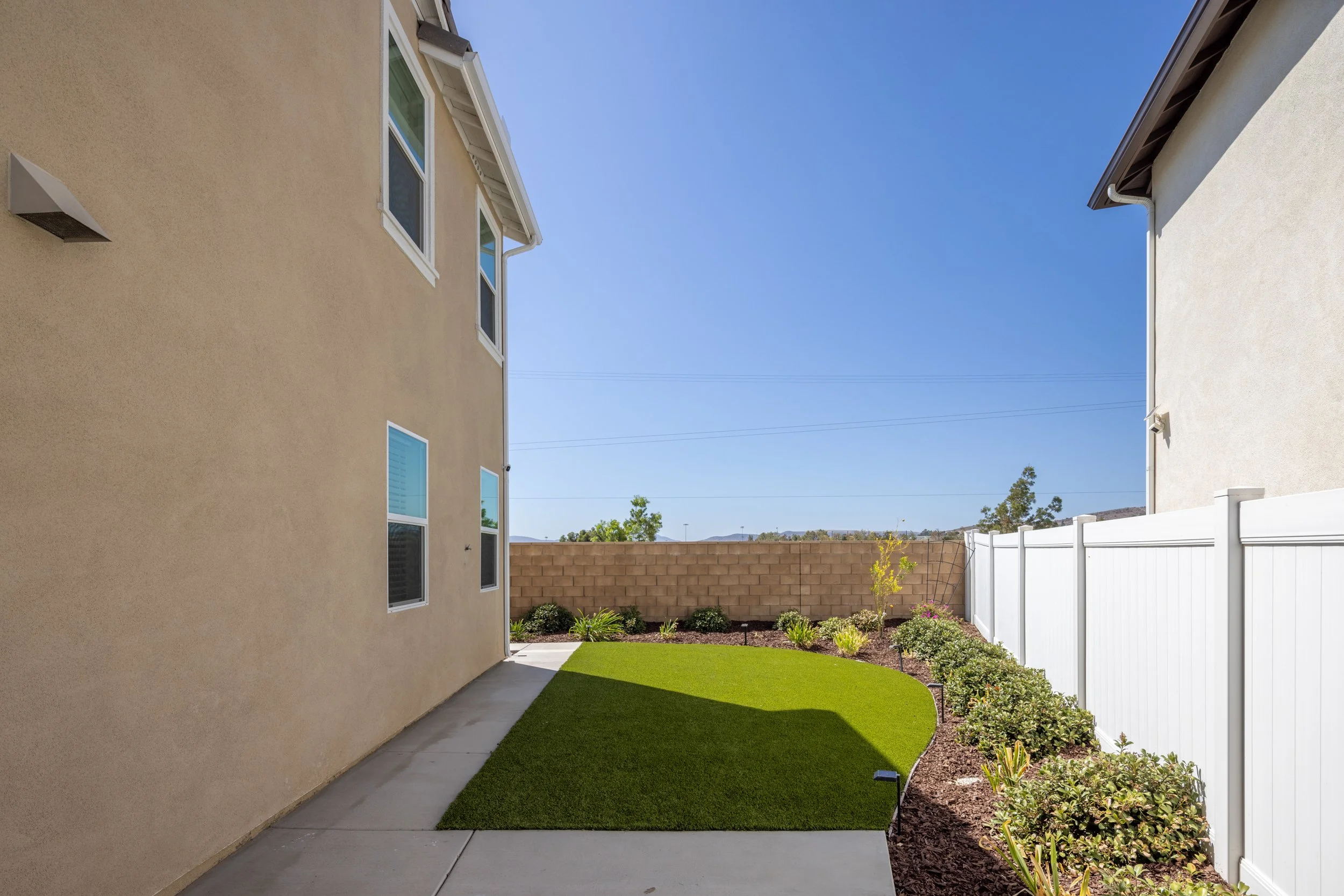 9392 Songbird Way TCH web-33.jpg
