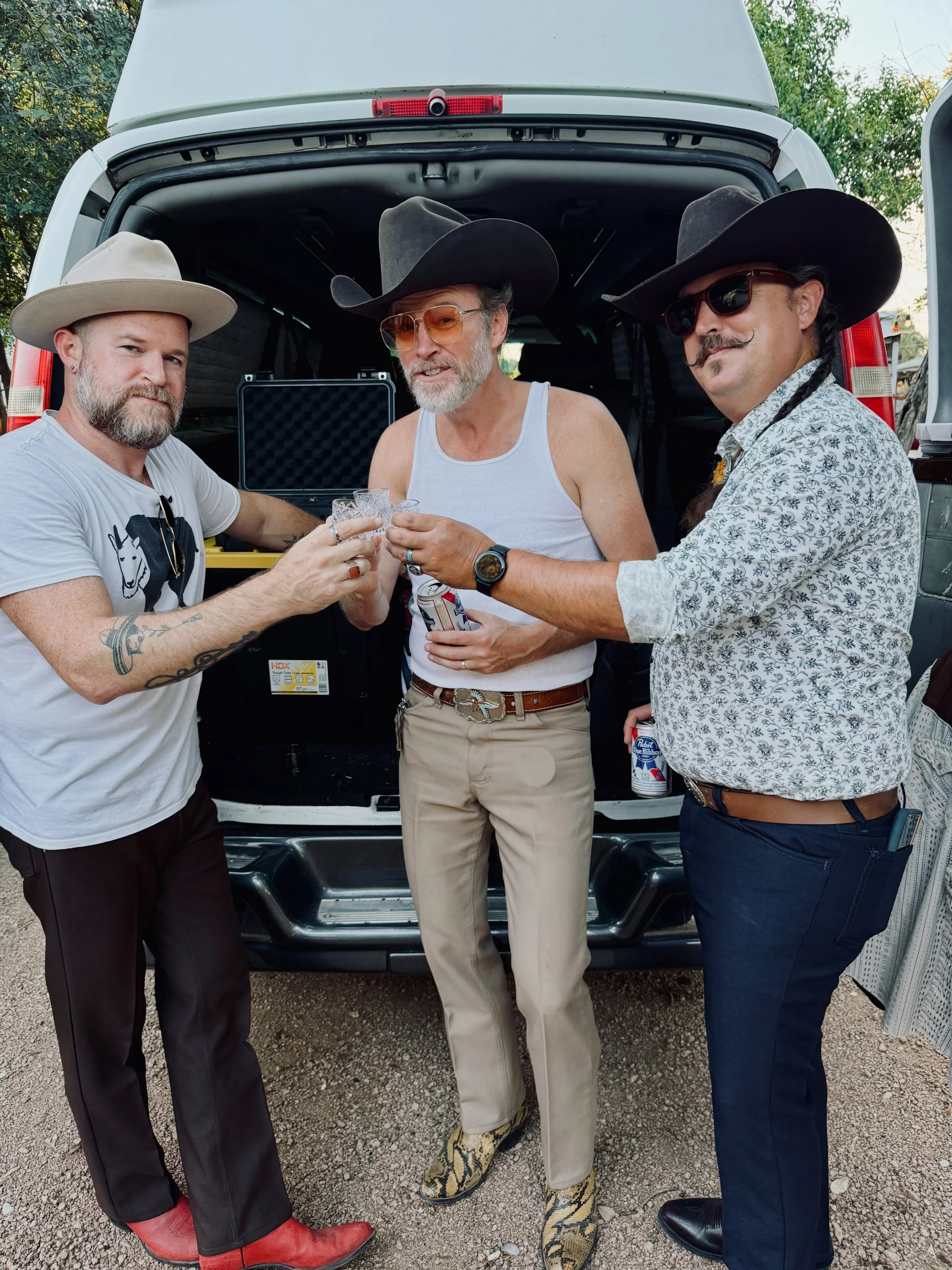 Question: is it too early to start pregaming for this Saturdays show w/ @theransombrothers at Neighbors Kitchen &amp; Yard in Bastrop? 
9/12 - FREE SHOW
Sour Bridges 7:30pm
Ransom Brothers 9pm

We&rsquo;ll meet you there!