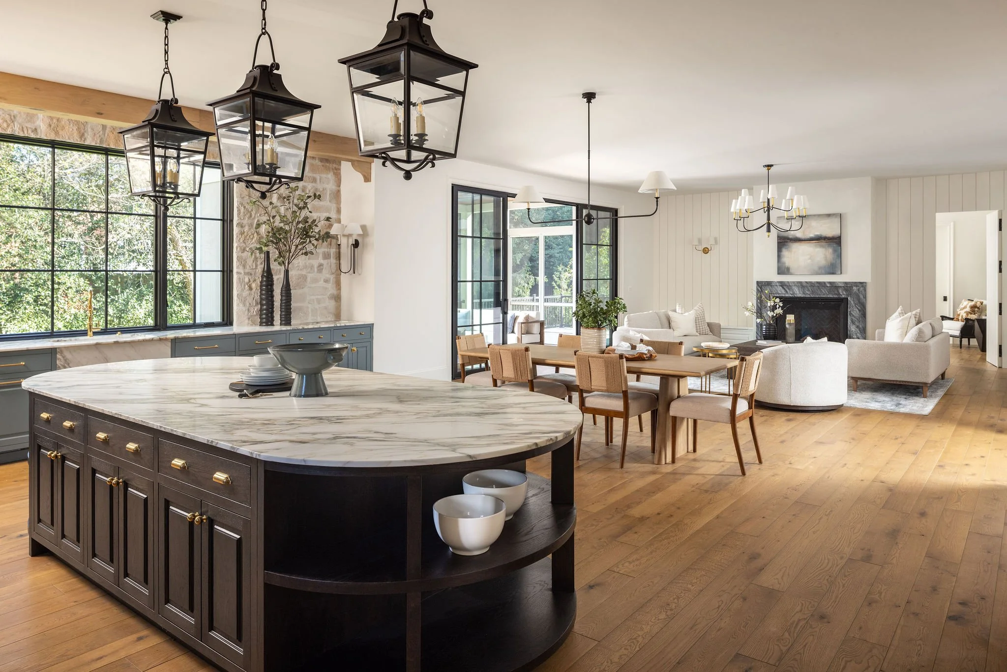 1509WoodacreDr.int.009.jpg