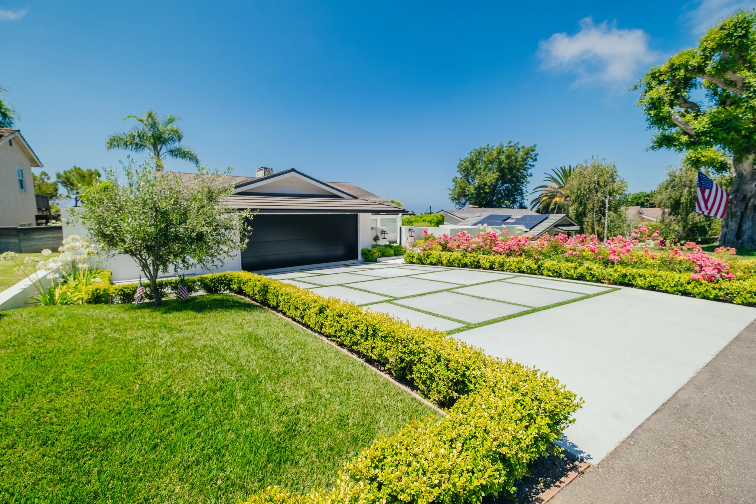 Rosewood Landscape completed landscape construction with modern steps and planting