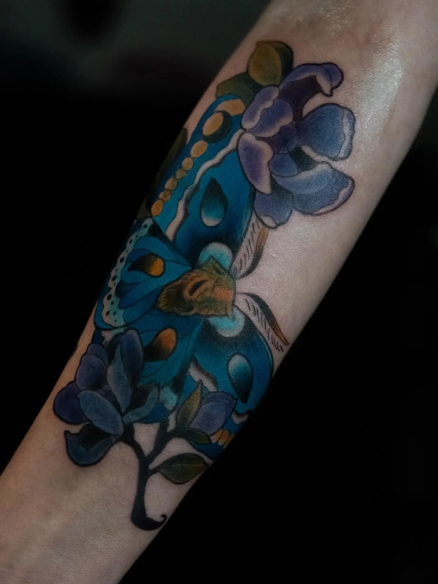 Cover up for @mysticflowmassagellc 🦋 thank you for your trust and time!! This was a trade for some massage time 💆&zwj;♀️ swipe til the end to see what we covered

If you haven't put Lexi on your radar, you absolutely should if you're looking for a 