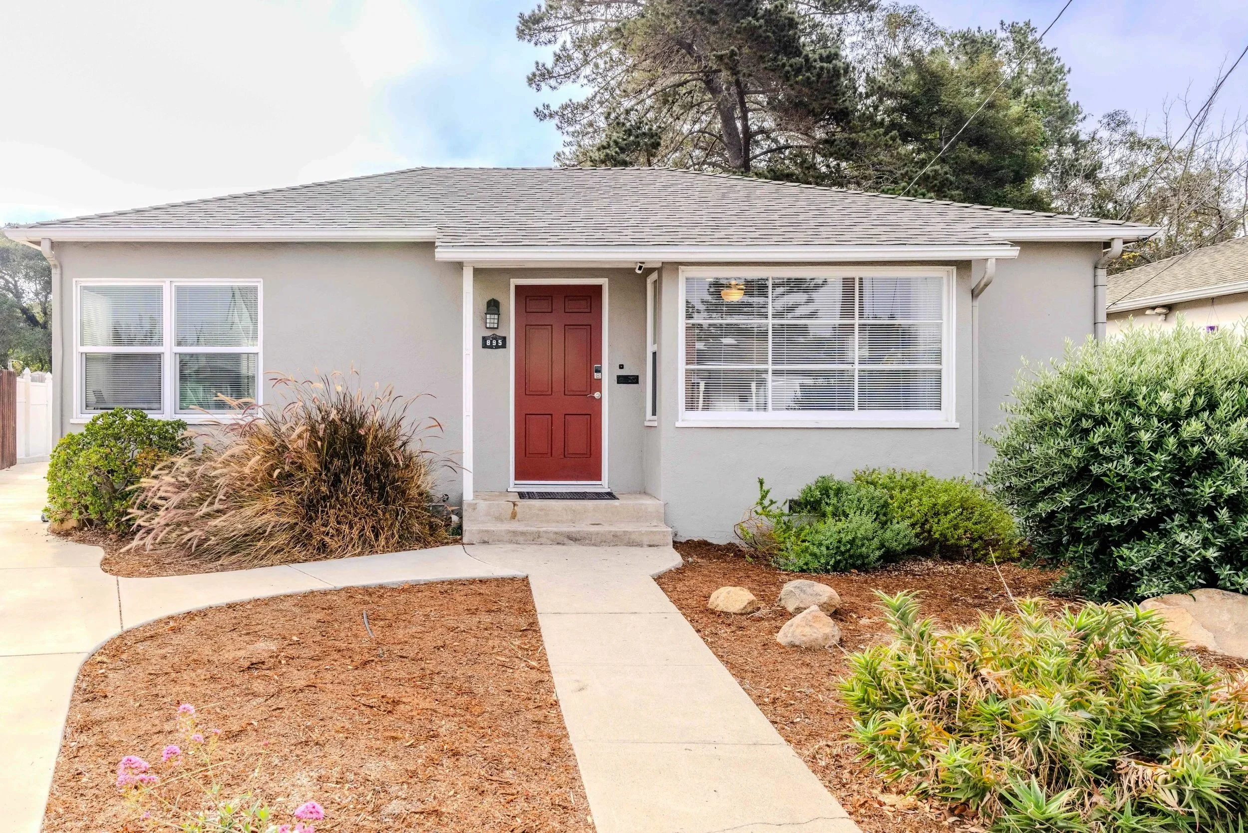 FOR SALE |  895 Lincoln St