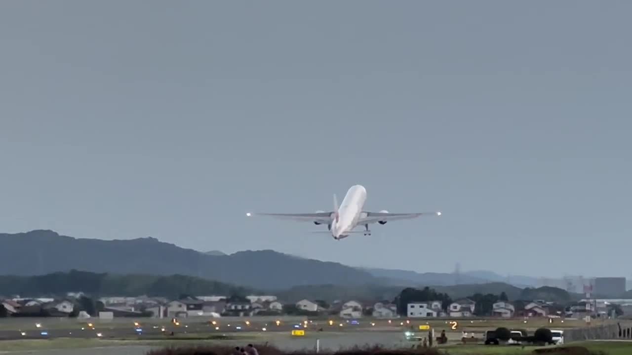 dua-aero-aircraft-mobile-fallback.jpg