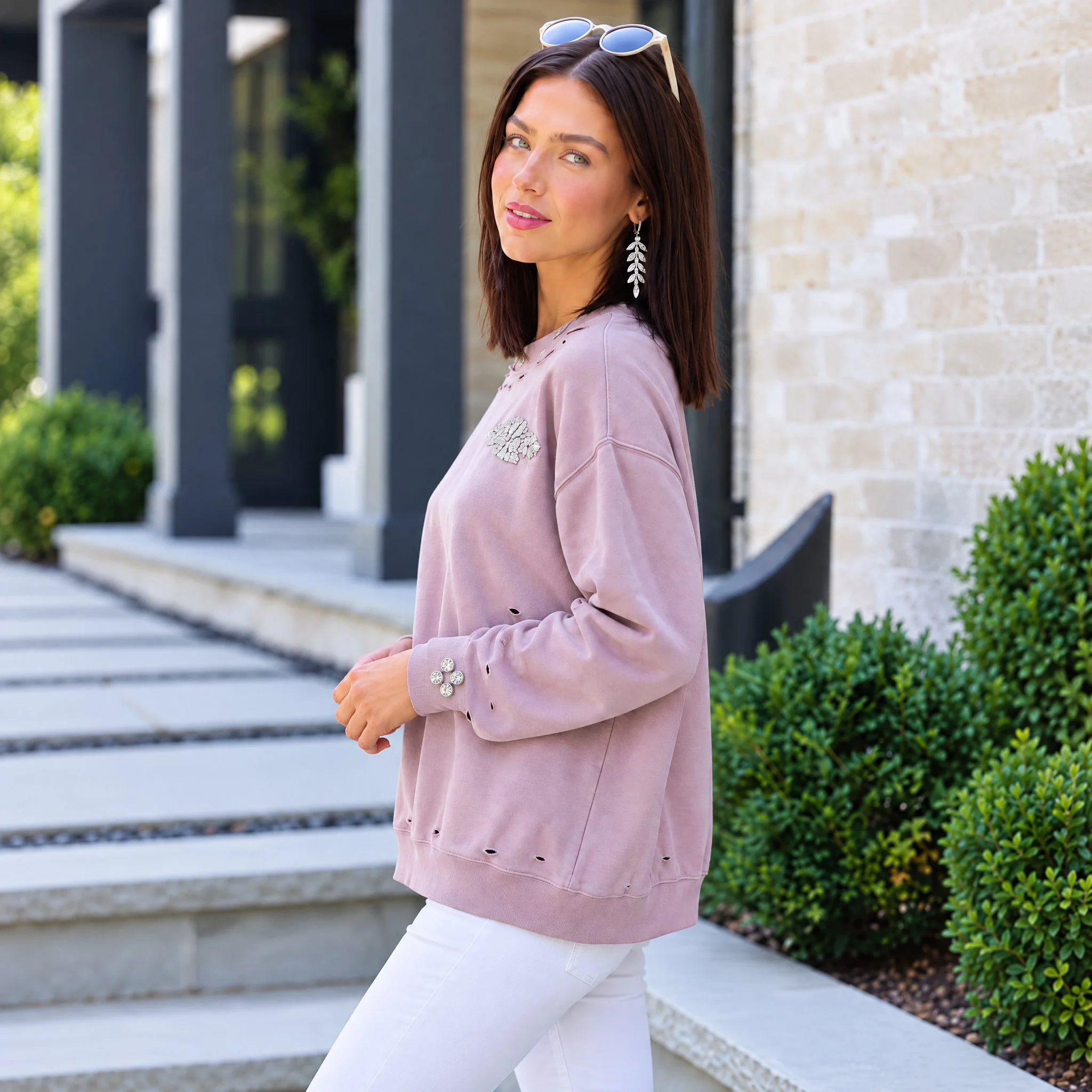 fashn-export-1791788059415.jpeg