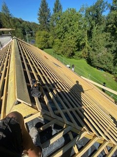 Travaux de charpente bois , rénovation toiture par AD Renov'