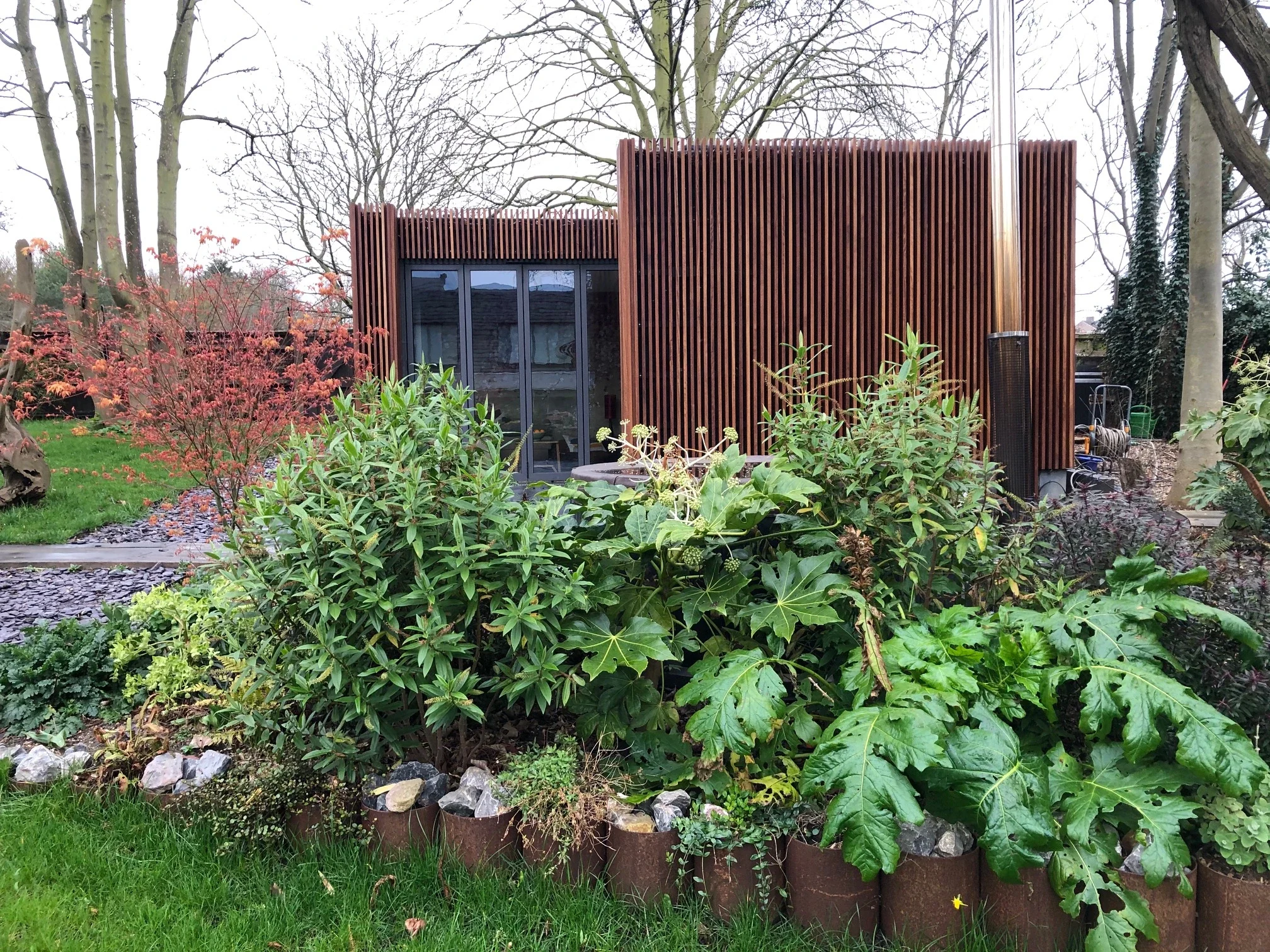 New Build Garden Pavillion
Brockwell Park, London
M. White Builders & Landscapes