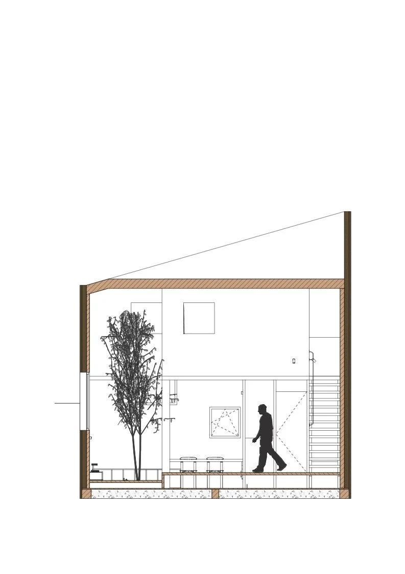 Vue en coupe d'une maison en bois, avec intérieur comprenant un arbre et décrivant un environnement intérieur fonctionnel et design