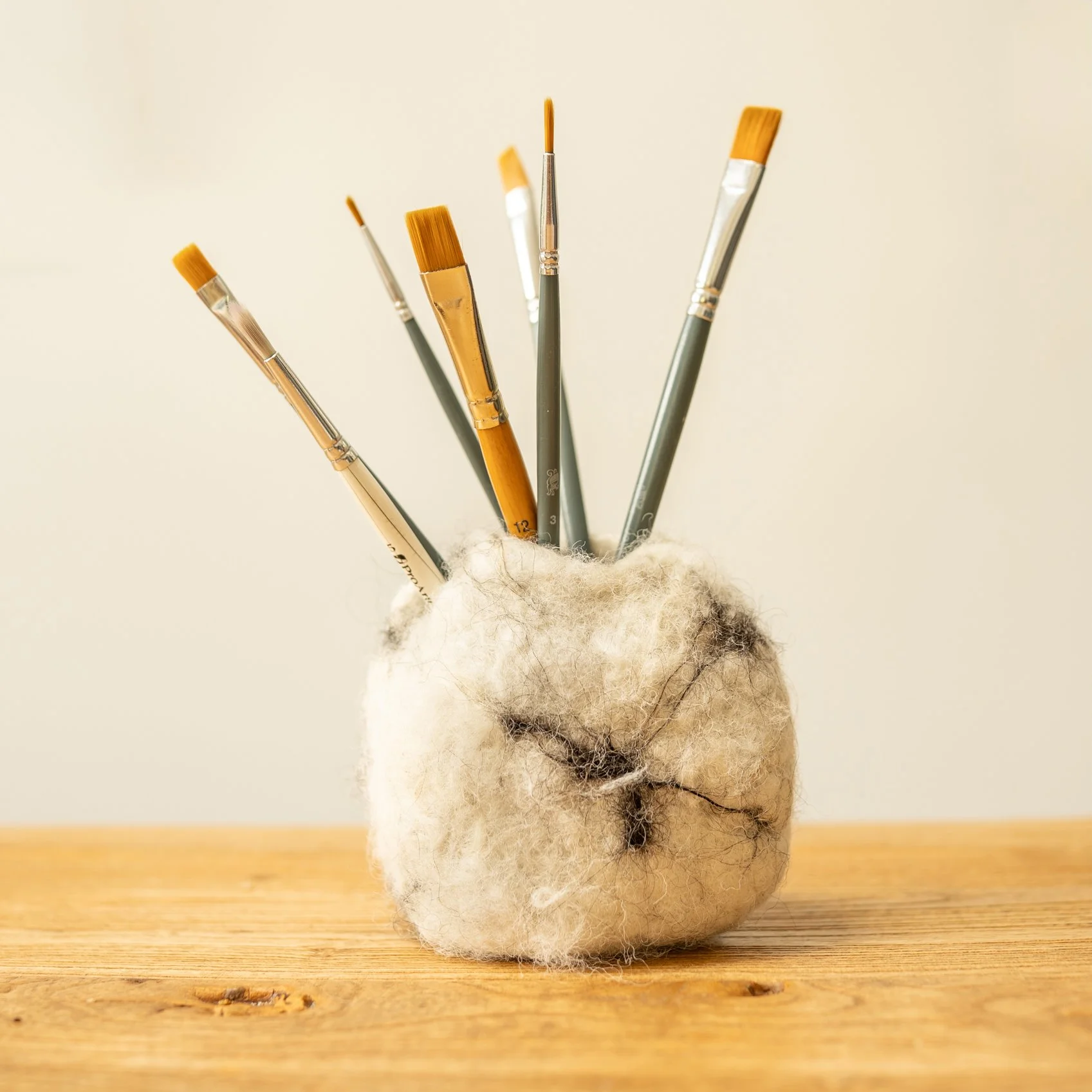 'Ruiseart' Felted Bowl