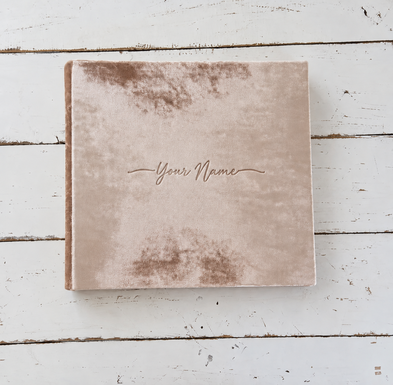 Customised boudoir photo album with a velvet cover and engraved name