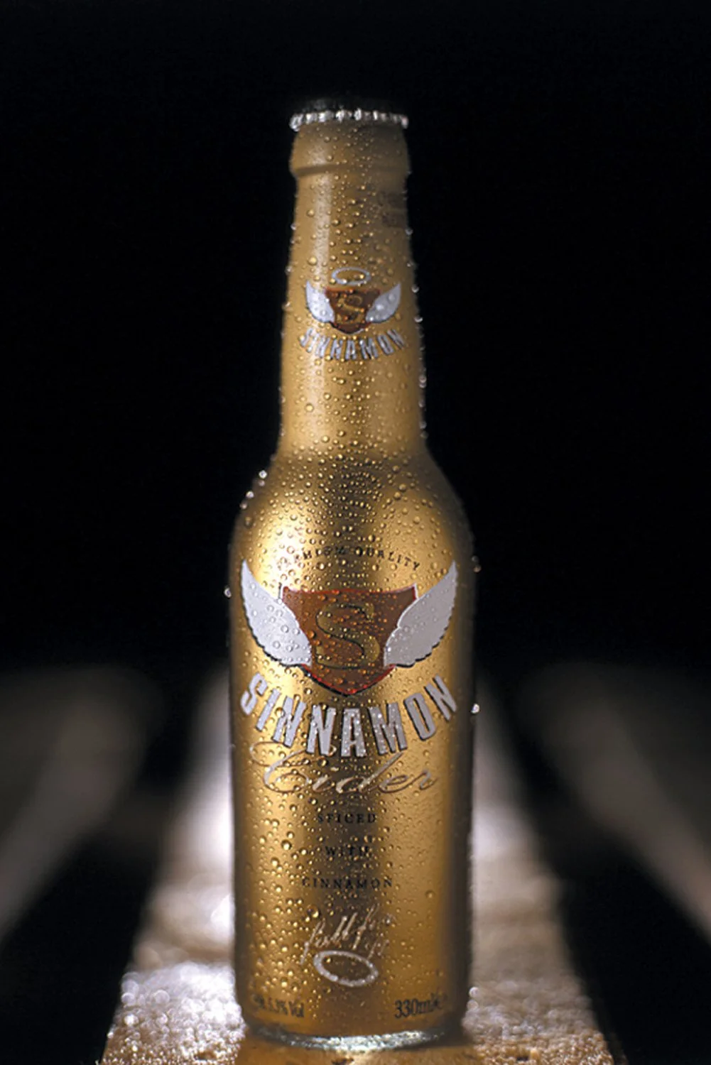 00590_tristan_newkey-burden_drink_photograpahy.jpg