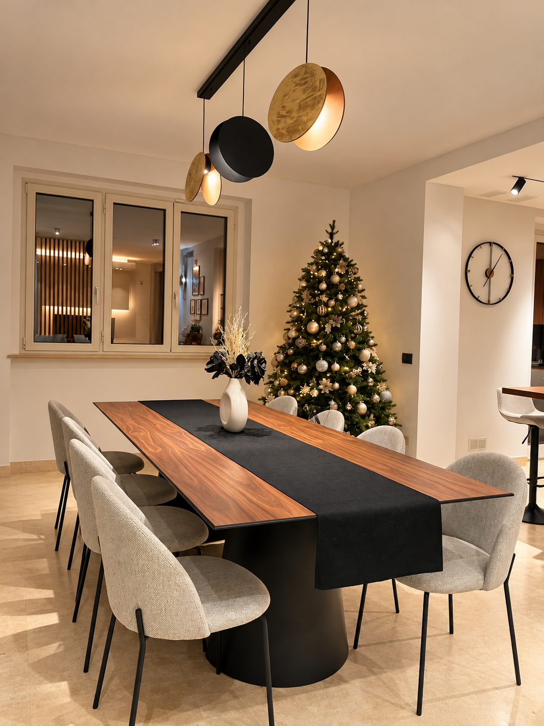 Sala da pranzo natalizia contemporanea.png