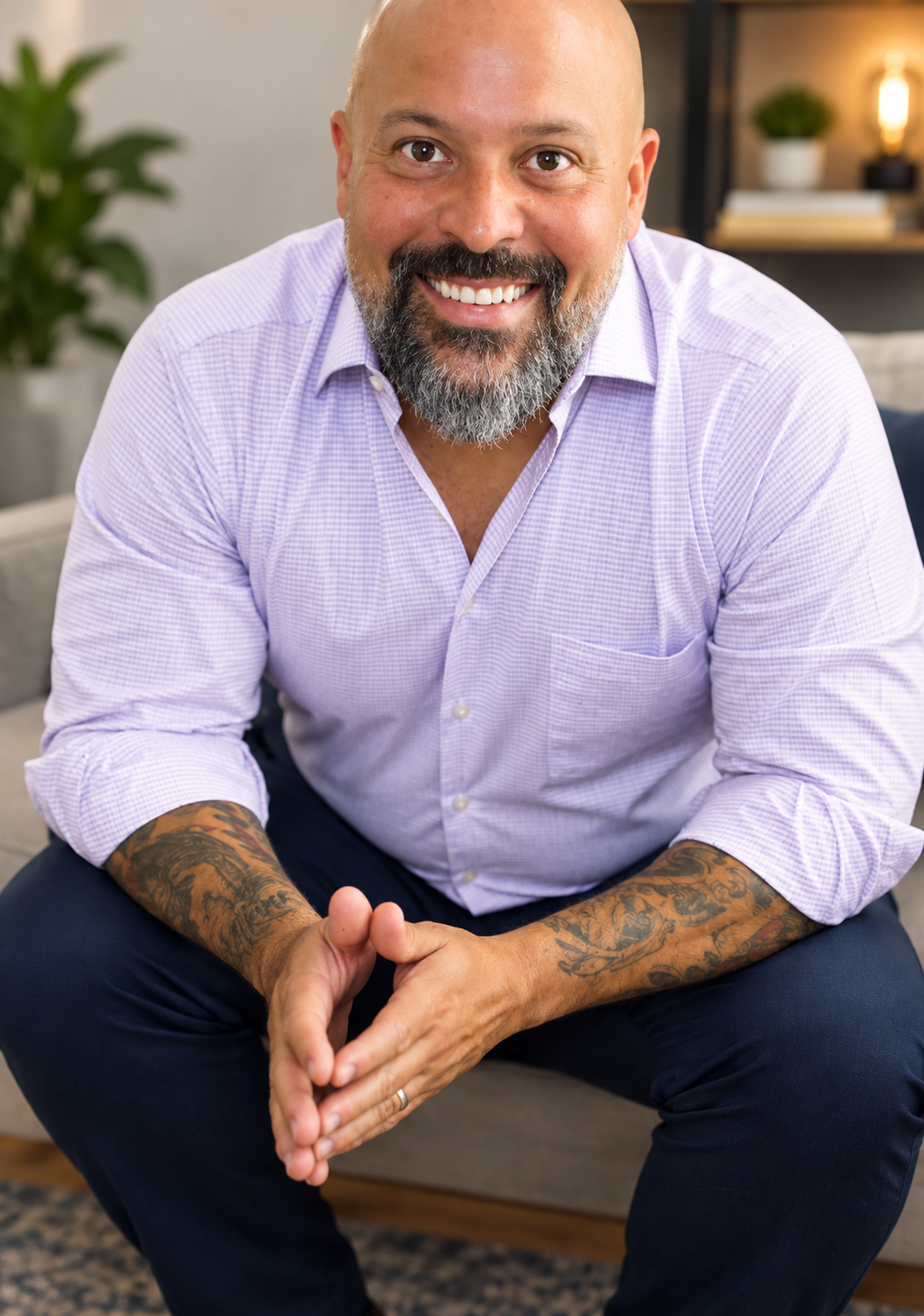 Close up image of therapist Fernando Rodriquez | Fernando Rodriquez Therapy for Veterans & First Responders