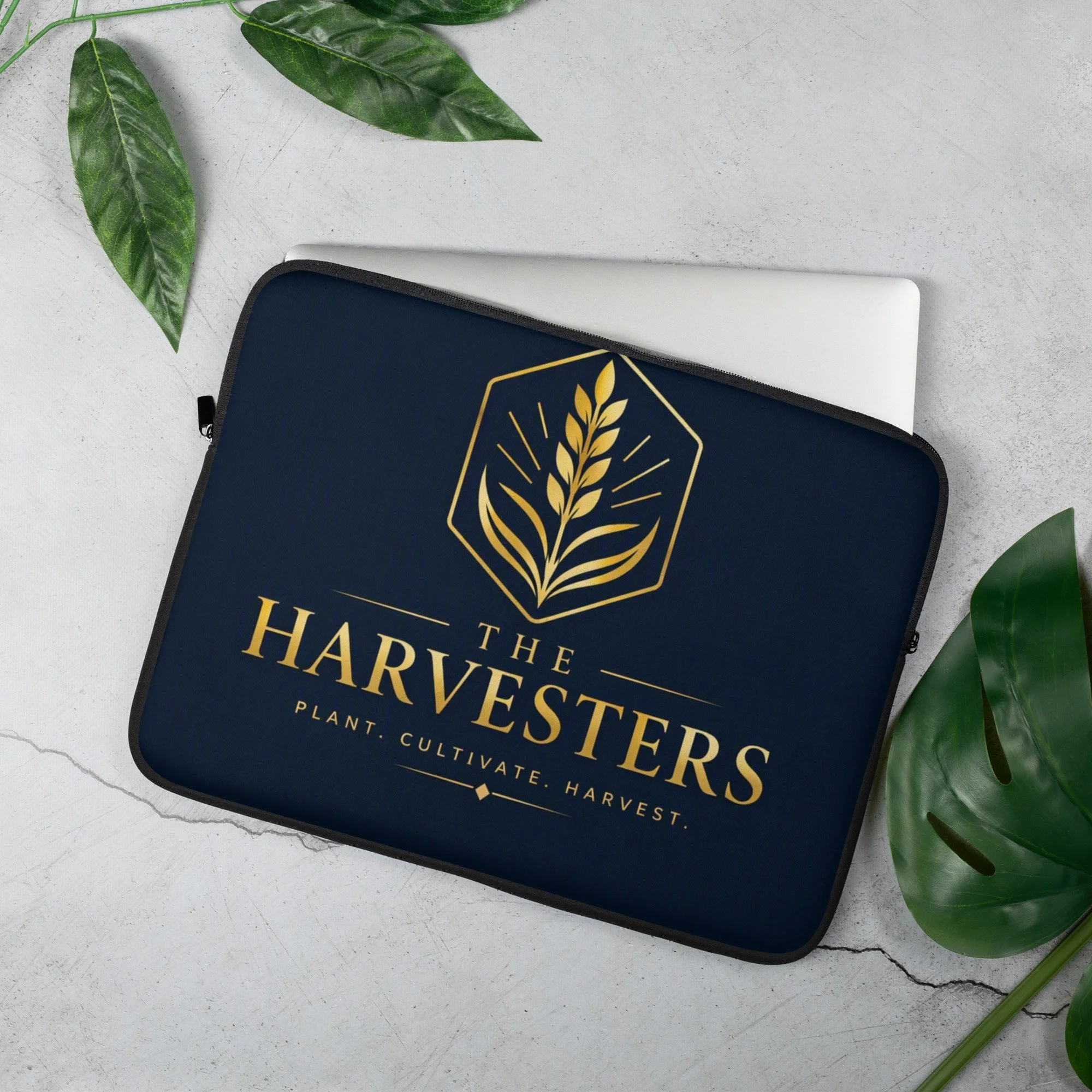 laptop-sleeve-15-front-6adbd92560977.jpg