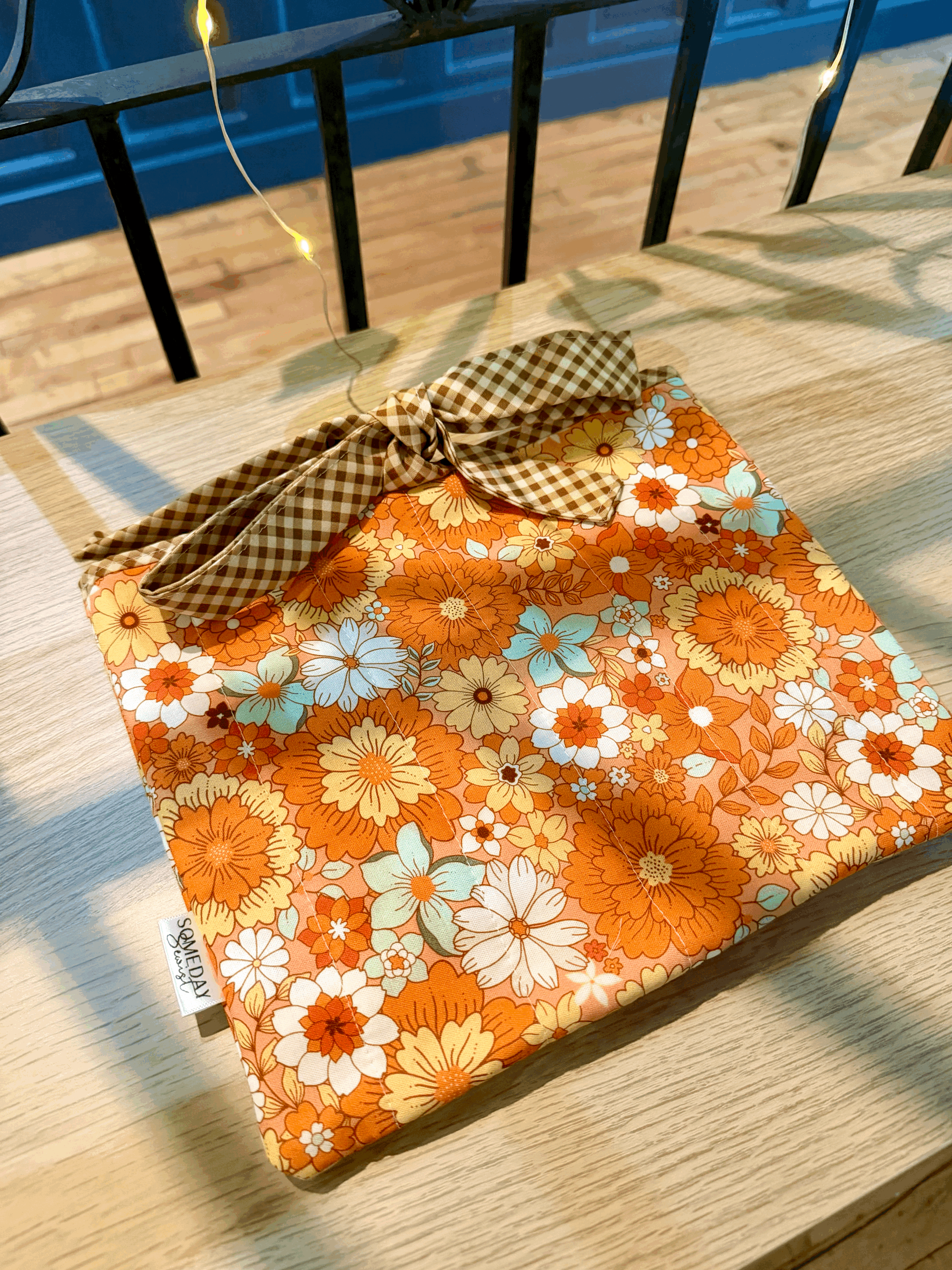 Mid Century Flowers Ribbon Enclosure Book Sleeve