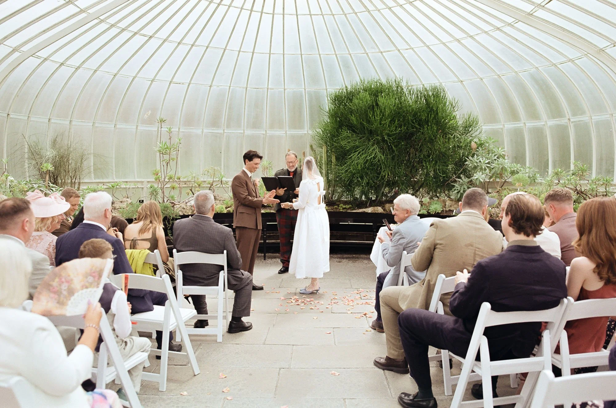 Charlotte_Dormoy_Film_Wedding_Photographer_Glasgow_Wedding_David_Dale_Art_Gallery_06.jpg