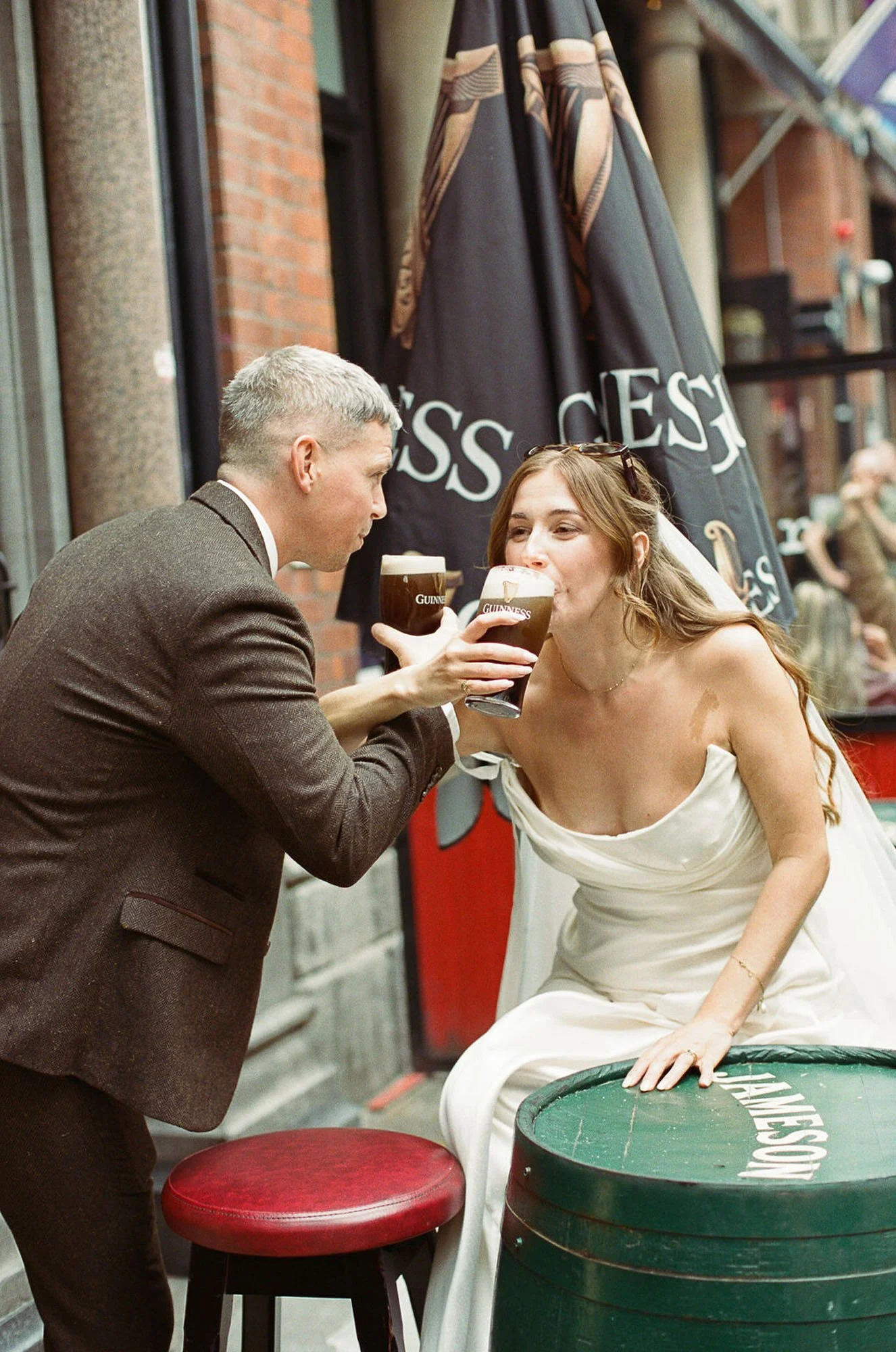 Charlotte_Dormoy_Film_Wedding_Photographer_Ireland_Dublin_City_Wedding_07.jpg